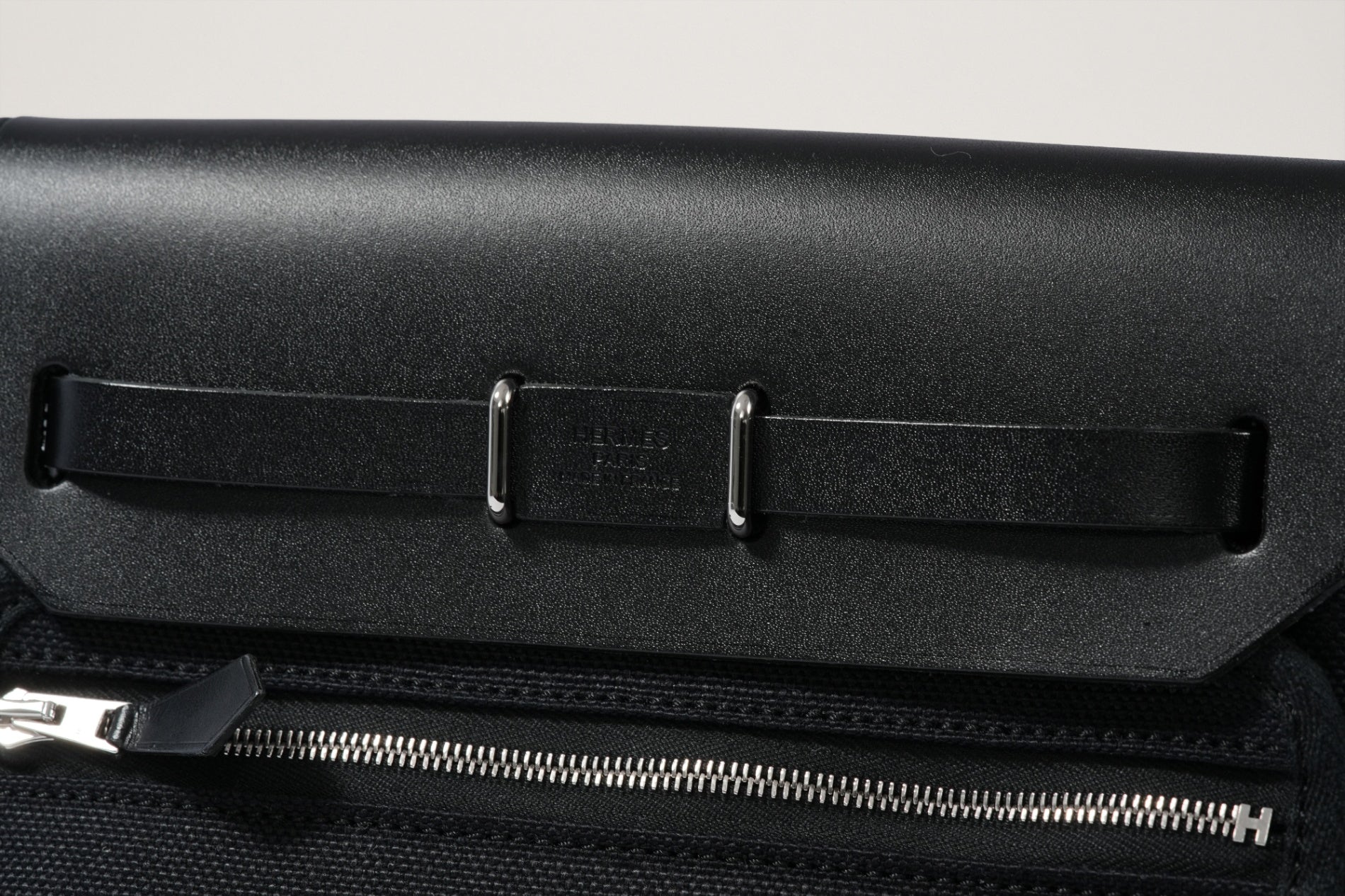 HERMES エールバッグミニ 黒