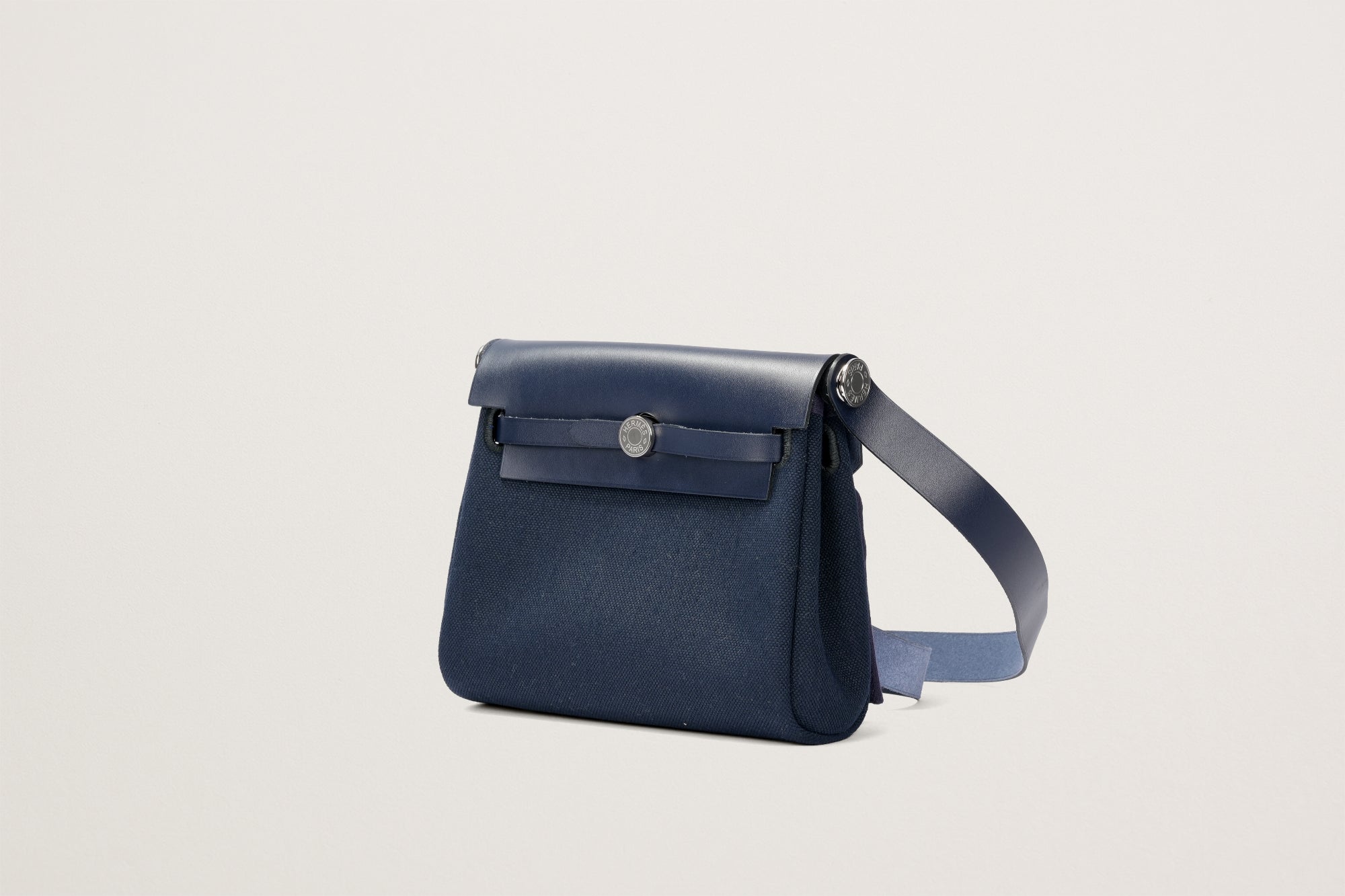 HERMES エールバッグミニ ブルーインディゴ