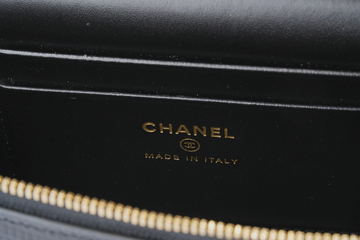 CHANEL マトラッセ スモールヴァニティケース
