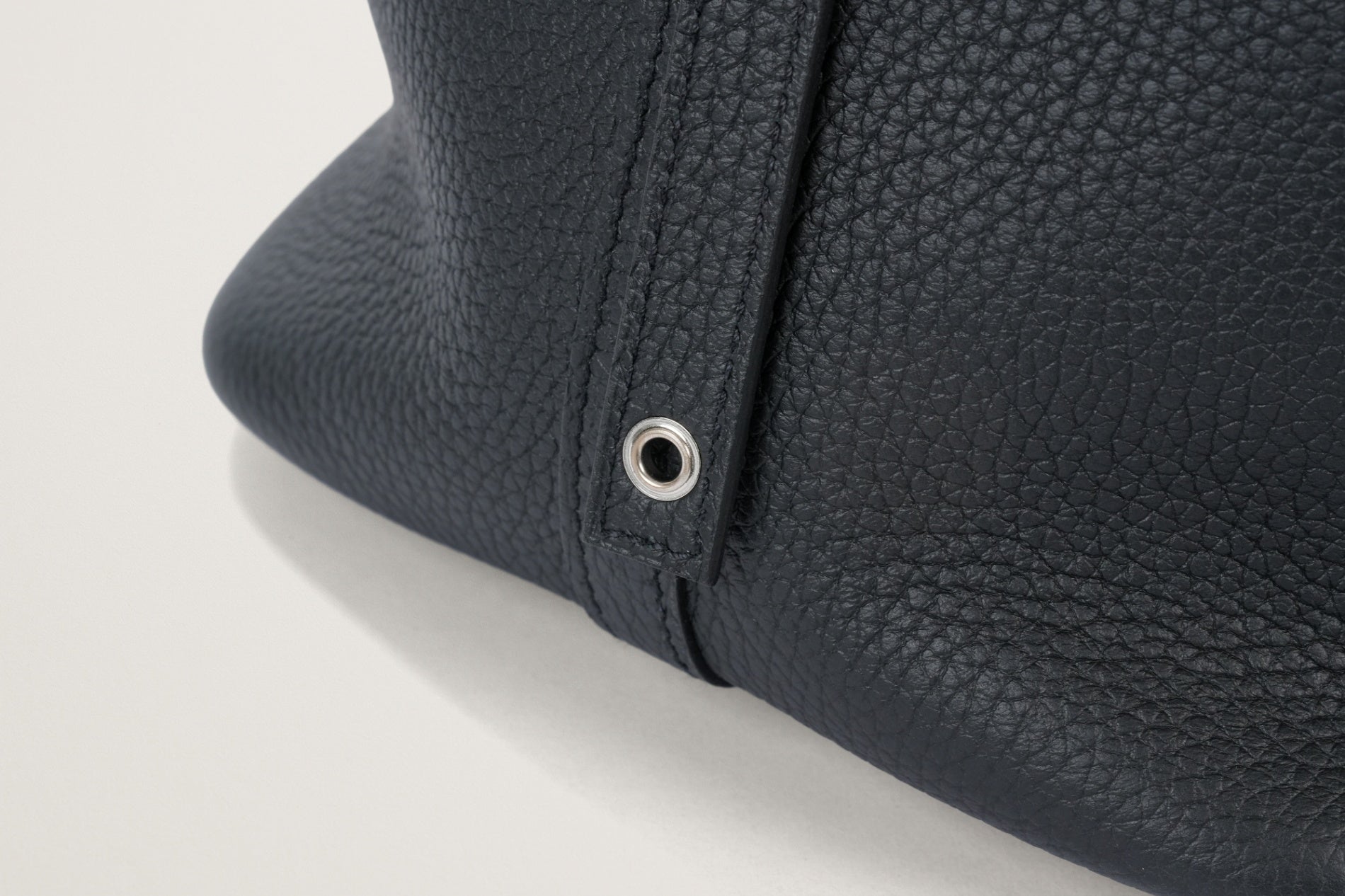 HERMES ピコタンロック22 黒