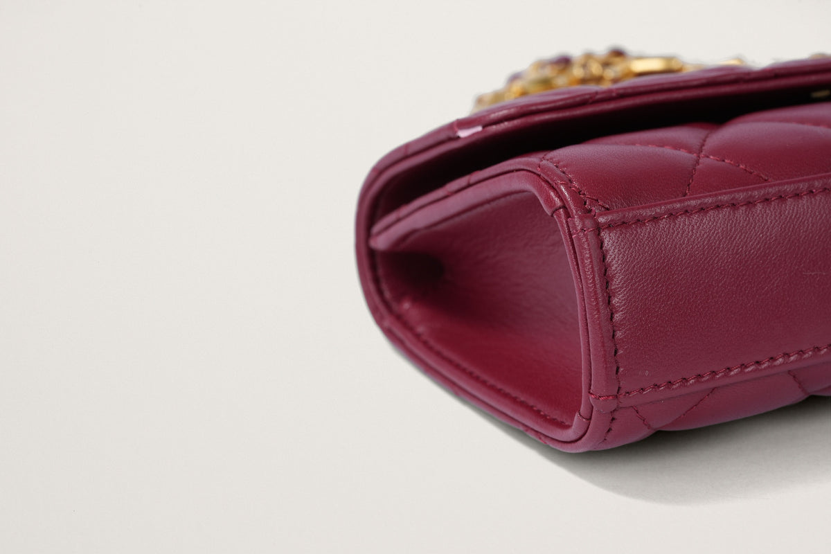 CHANEL 22B マトラッセ エナメル トップハンドル フラップバッグ