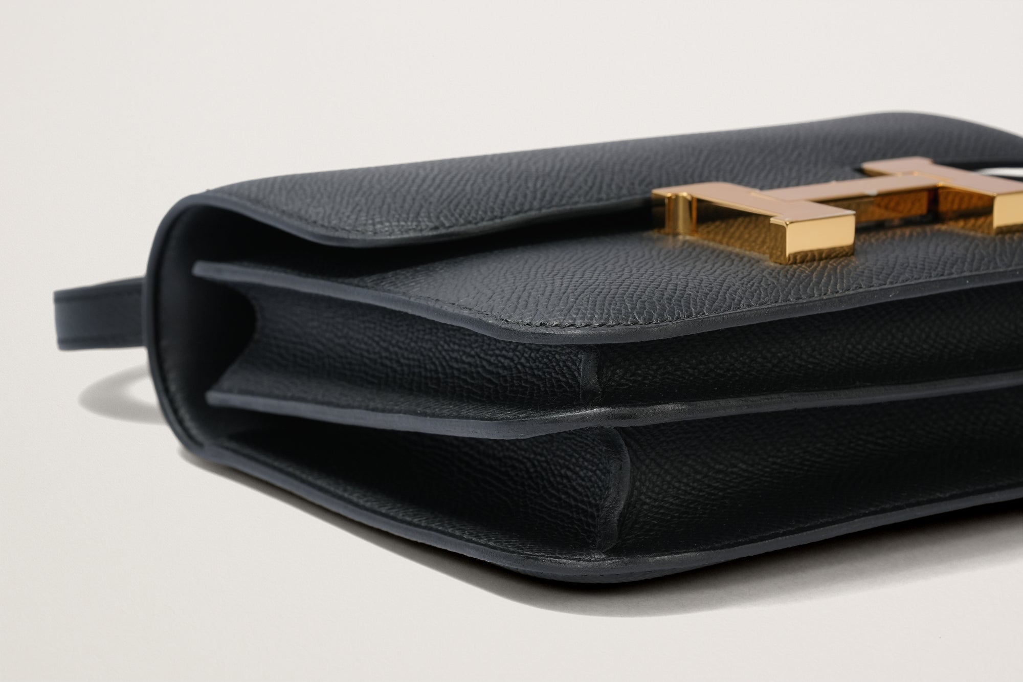 HERMES コンスタンスミニ 黒 – GINZA SATAKE