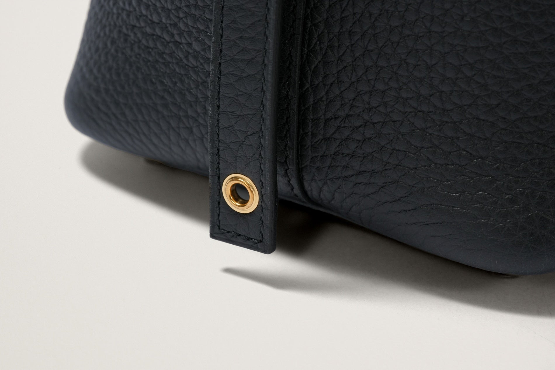 HERMES ピコタンロック18 黒