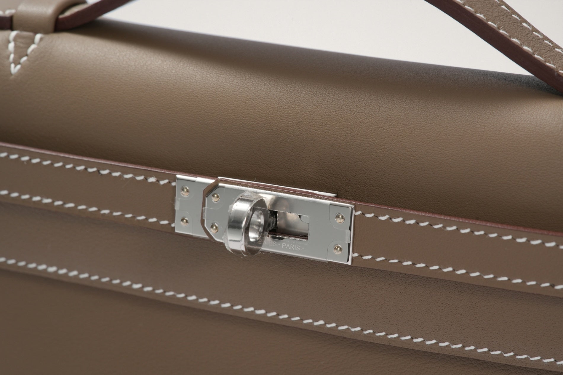 HERMES ポシェットケリー エトゥープ