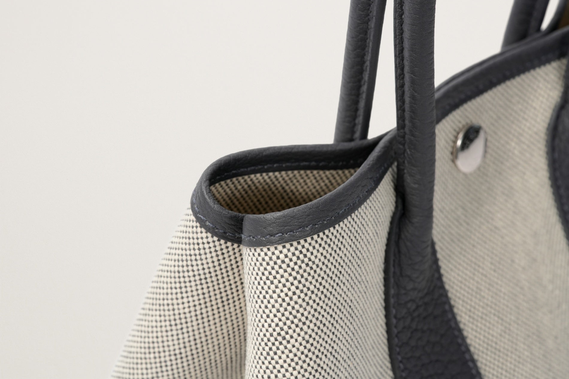 HERMES ネオ・ガーデン23 アルドワーズ/エクリュ