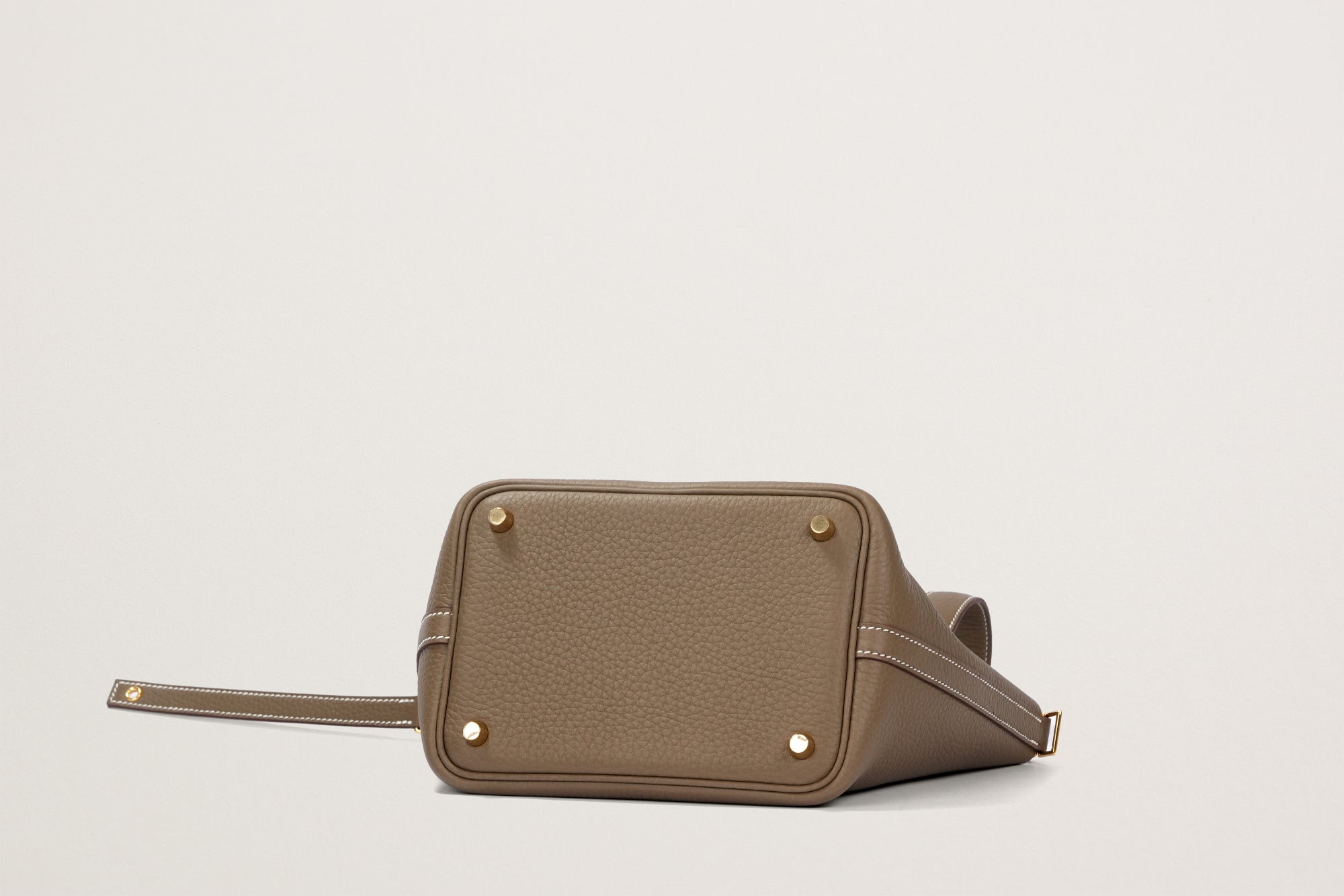 HERMES ピコタンロック18 エトゥープ