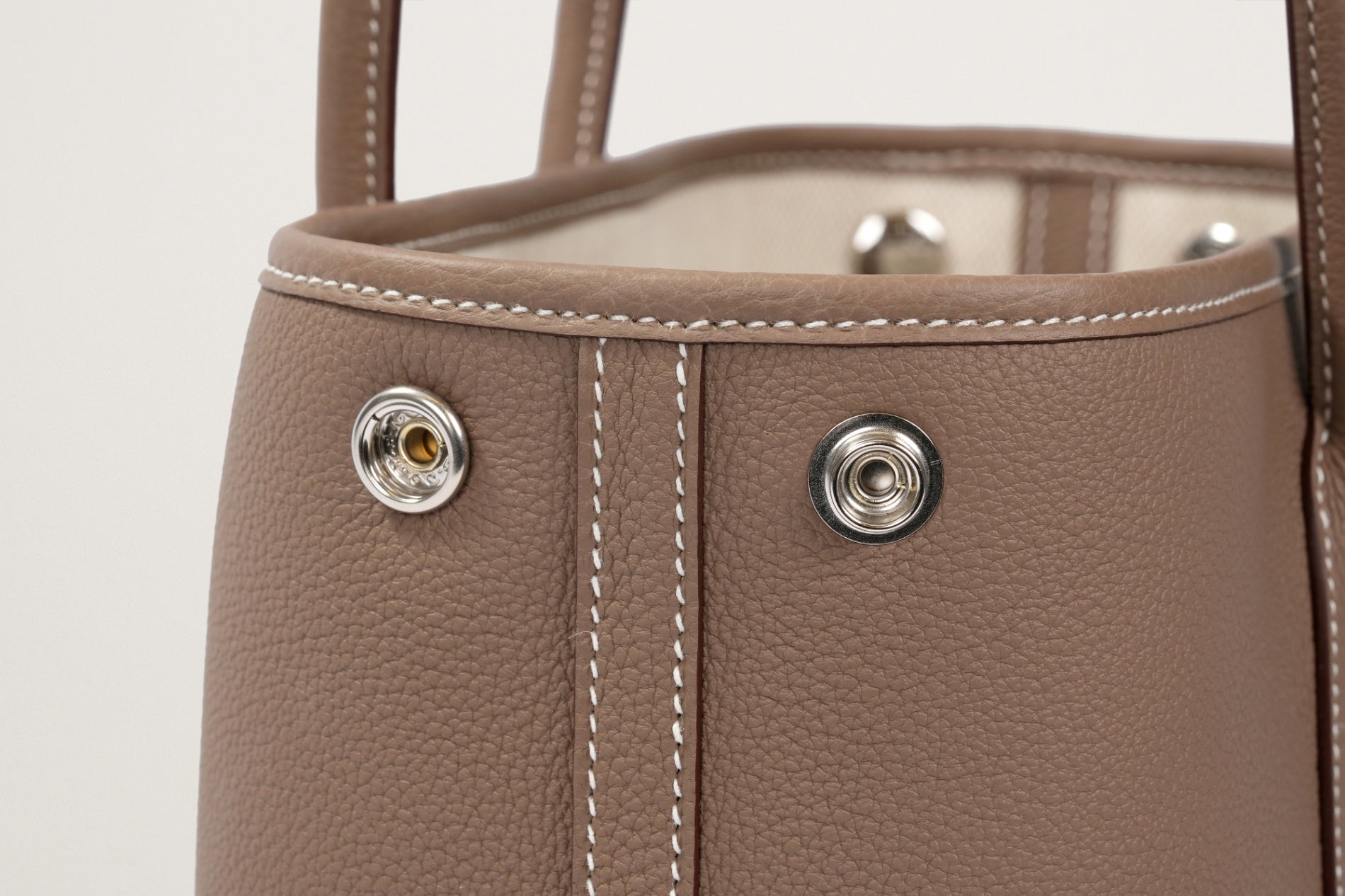 HERMES ネオ・ガーデン23 エトゥープ