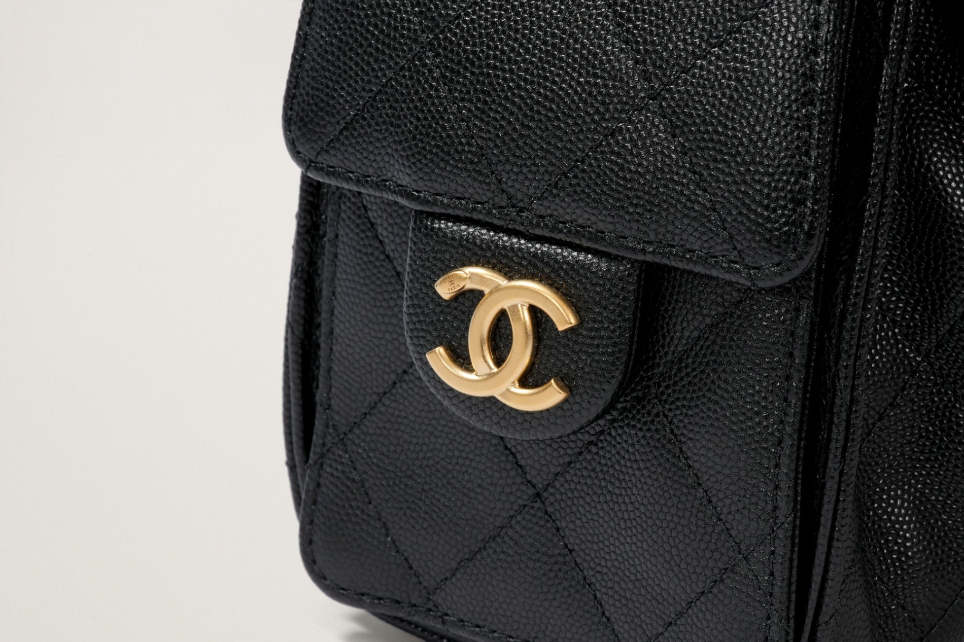 CHANEL 25 ミニハンドバッグ