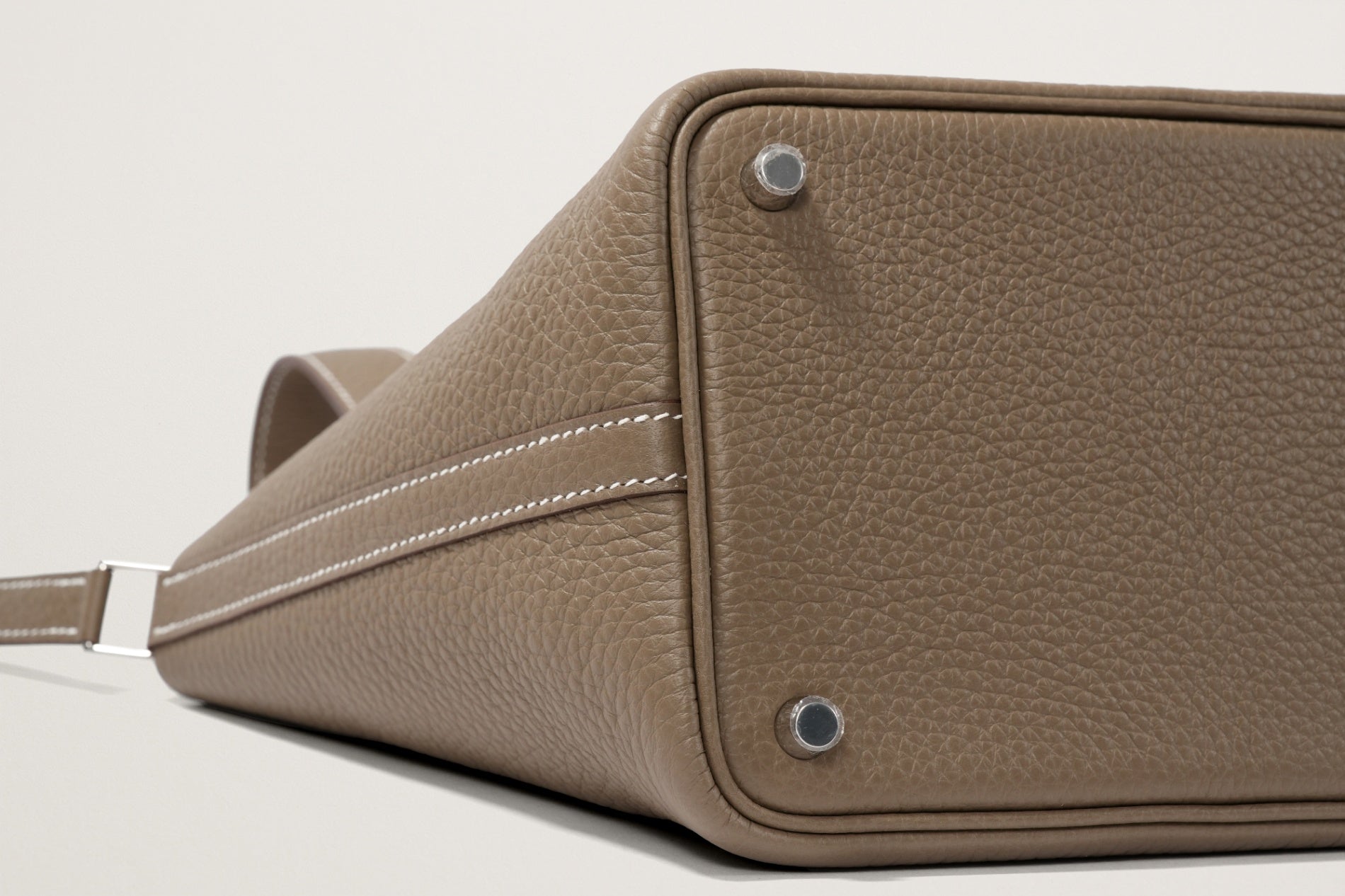 HERMES ピコタンロック18 エトゥープ