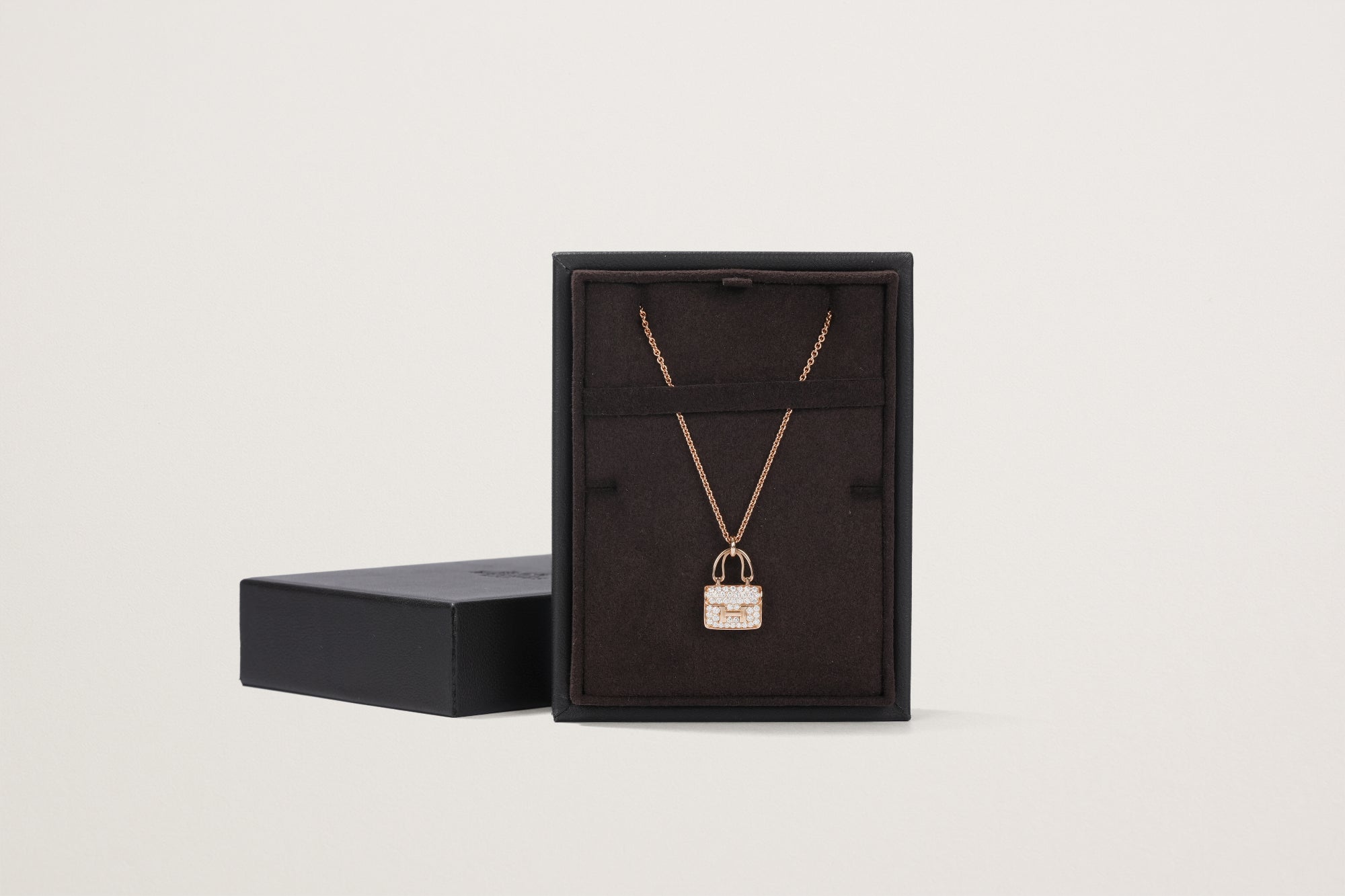 HERMES K18PG アミュレット コンスタンス ダイヤモンドネックレス