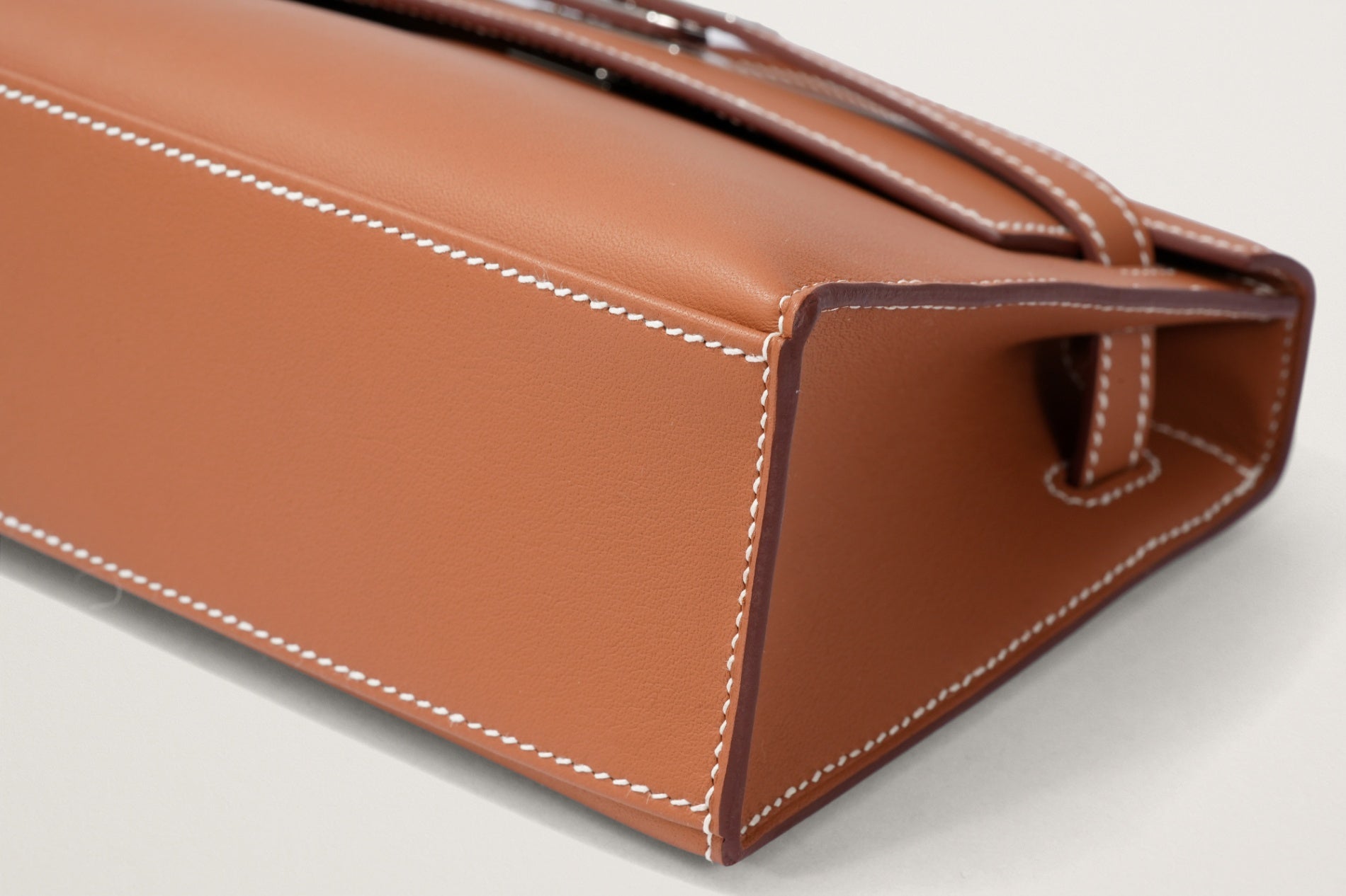 HERMES ポシェットケリー ゴールド