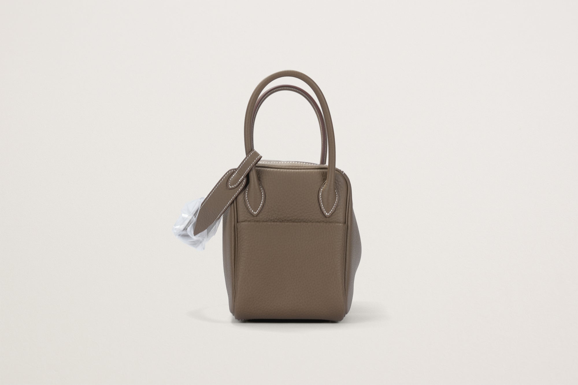HERMES リンディ26 エトゥープ