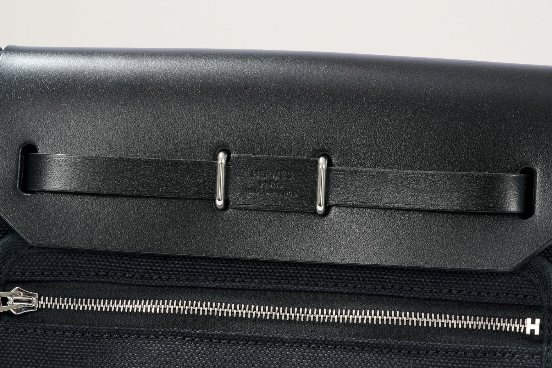 HERMES エールバッグミニ 黒