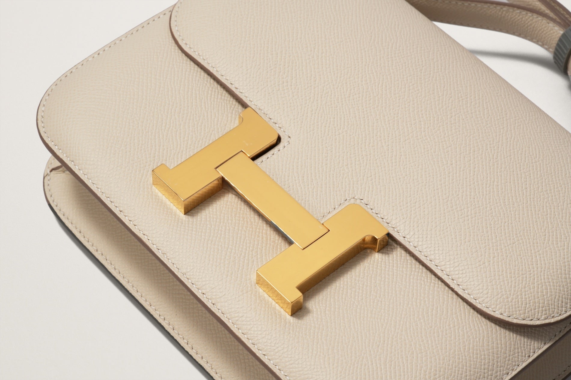 HERMES コンスタンス24 クレ