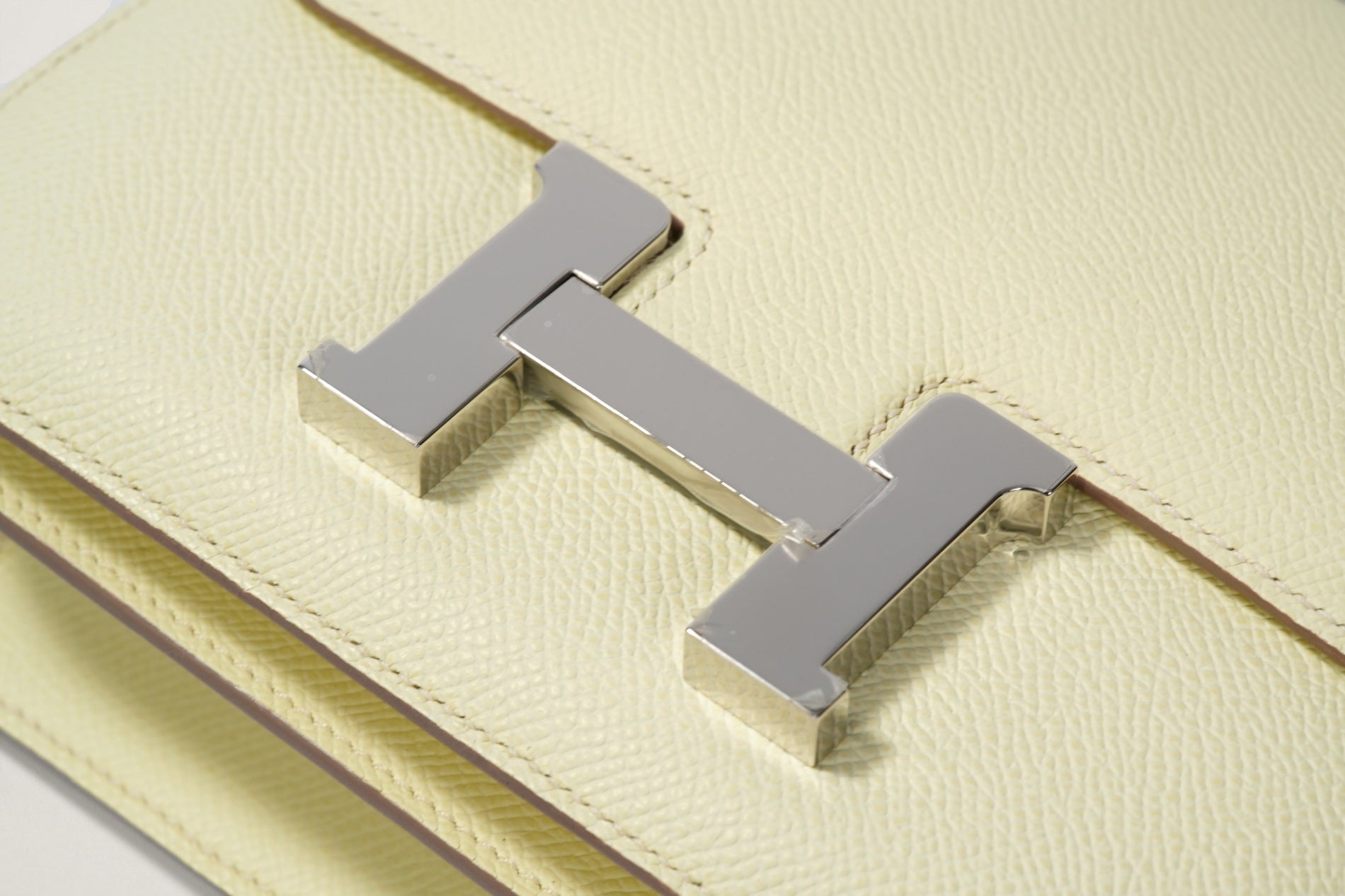 HERMES コンスタンスミニ ジョーヌミルトン