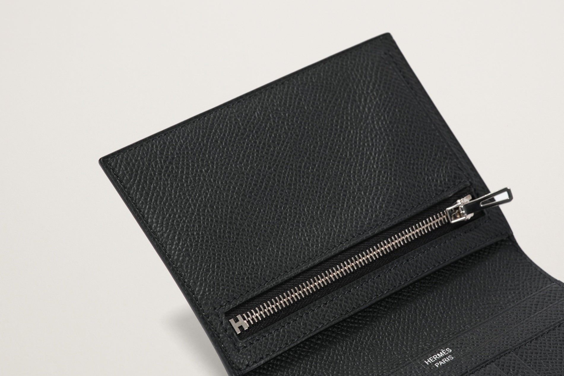 HERMES ベアンコンパクト 黒