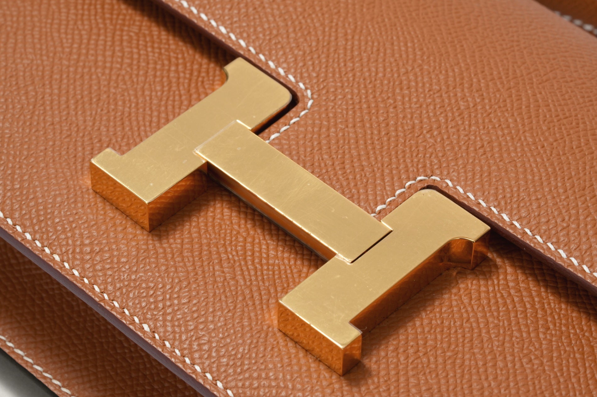 HERMES コンスタンスエラン ゴールド