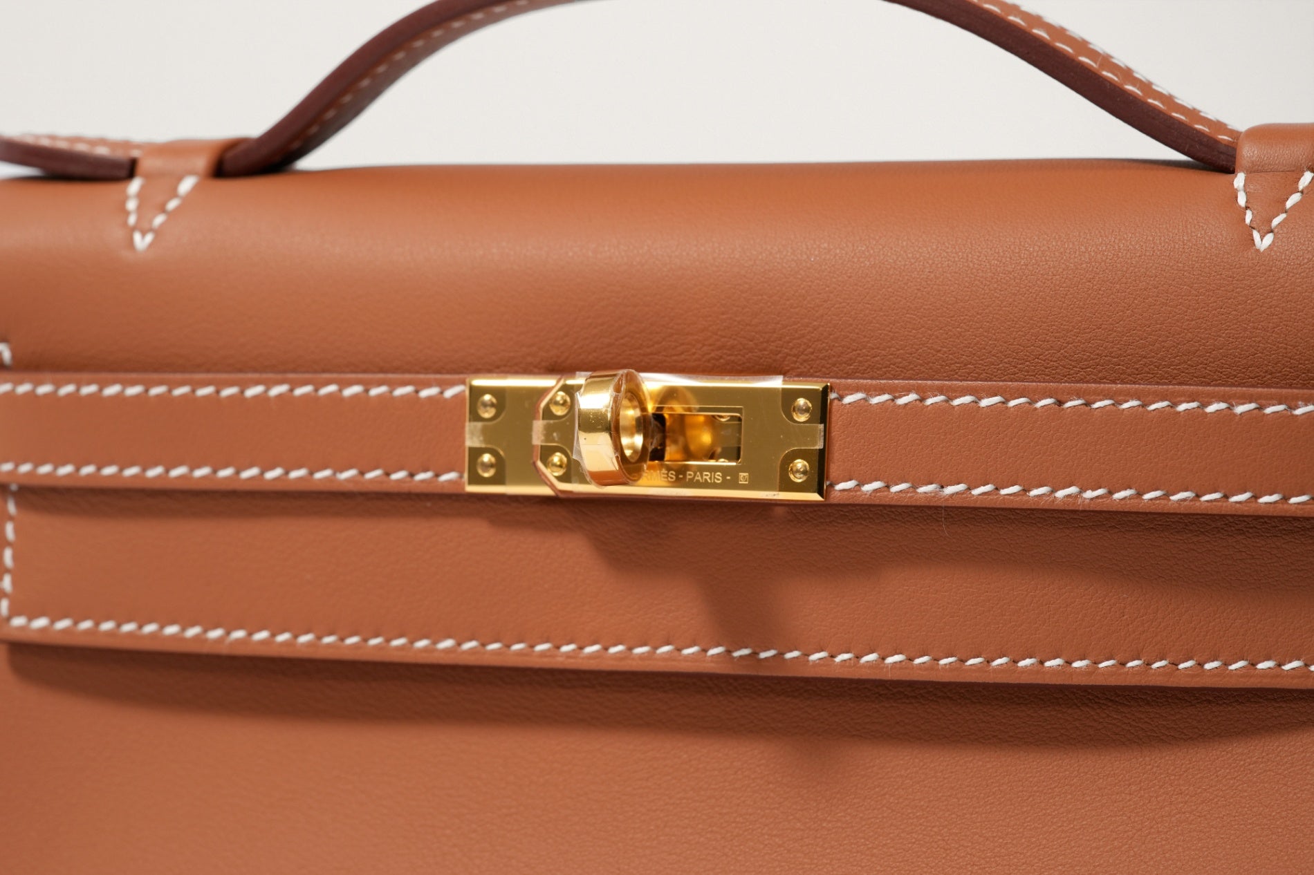 HERMES ポシェットケリー ゴールド