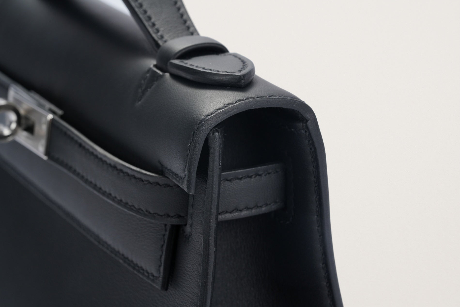 HERMES ポシェットケリー 黒