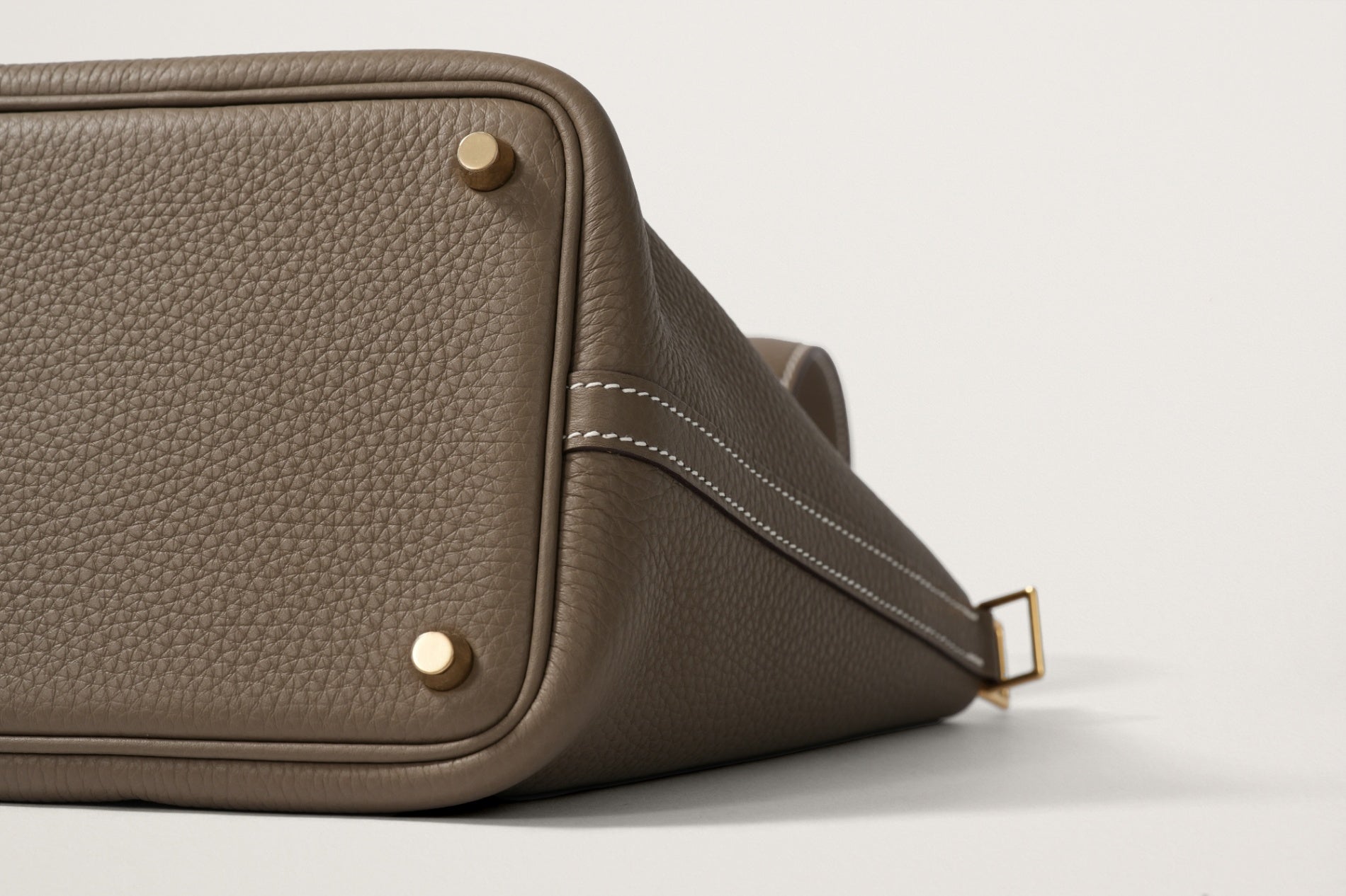 HERMES ピコタンロック18 エトゥープ