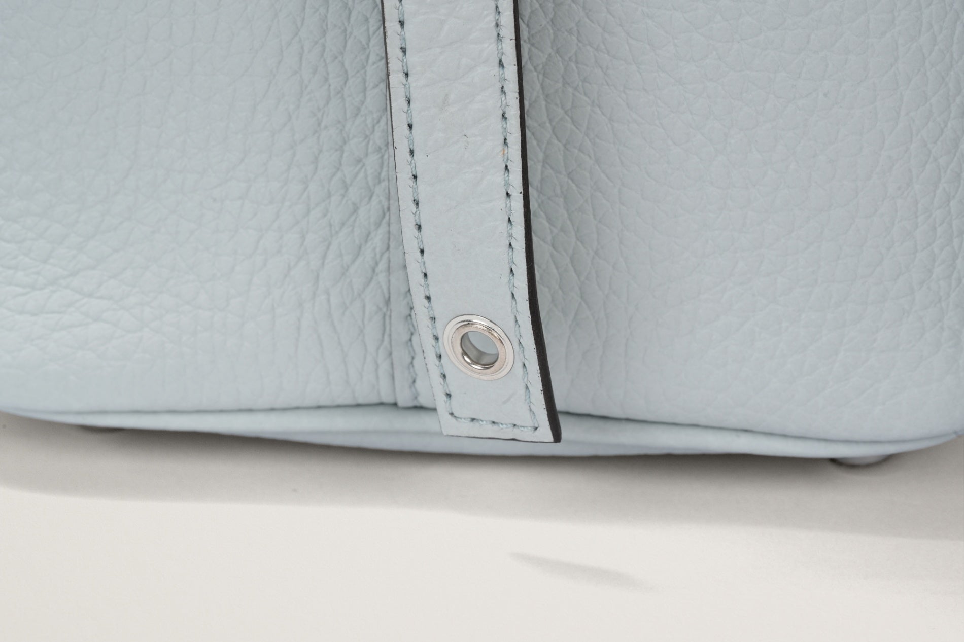 HERMES ピコタンロック18 ブルーペール