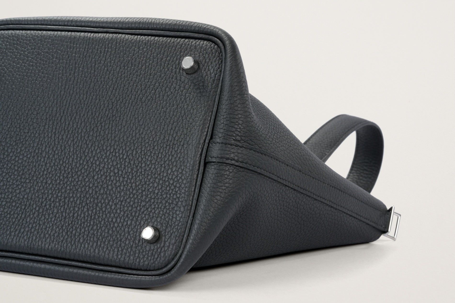 HERMES ピコタンロック22 黒