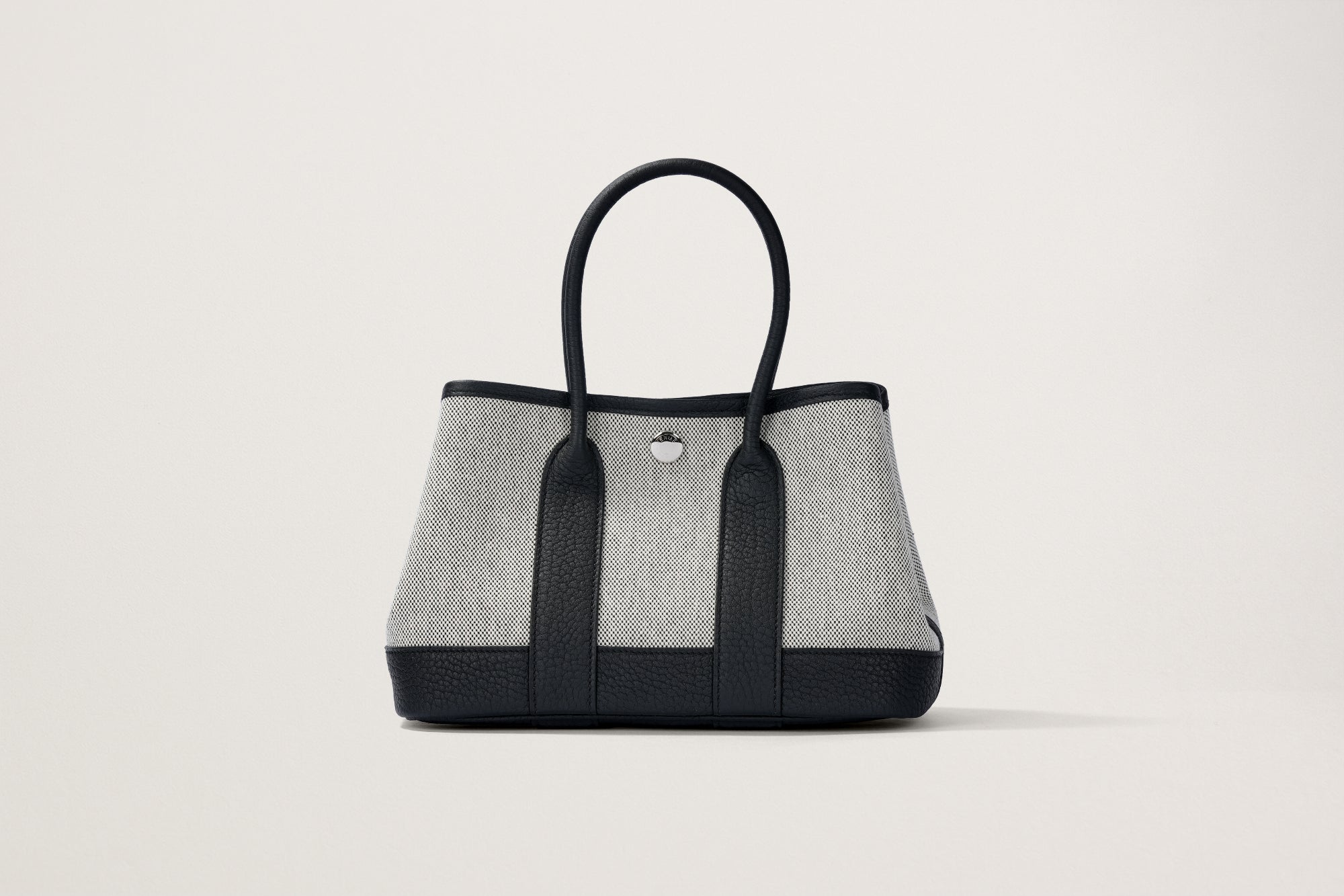 HERMES ネオ・ガーデン23 黒/エクリュ
