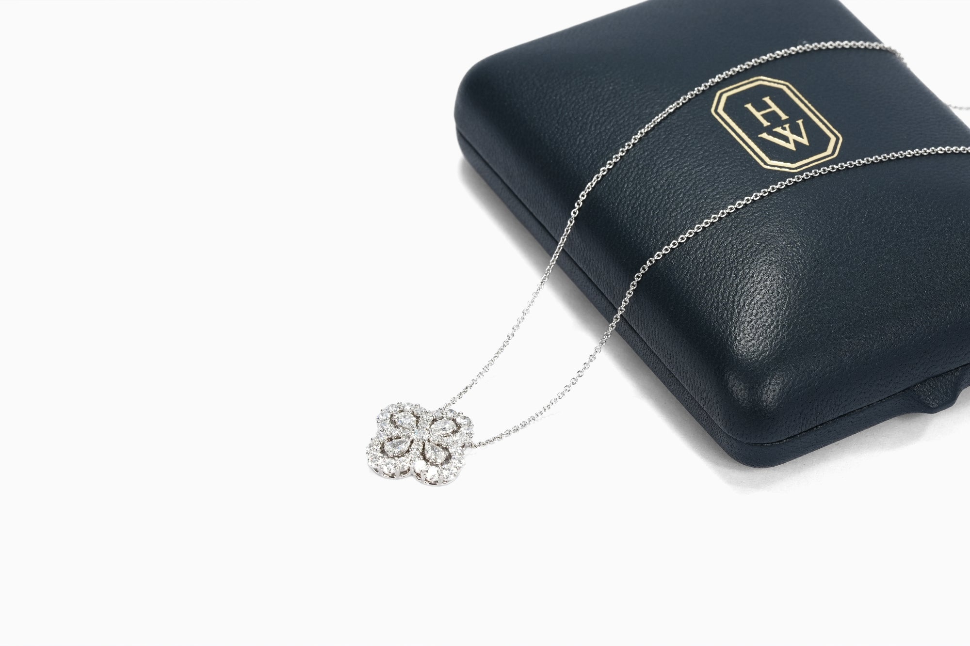 HARRY WINSTON PT950 ループ バイ ハリーウィンストン フルモチーフ