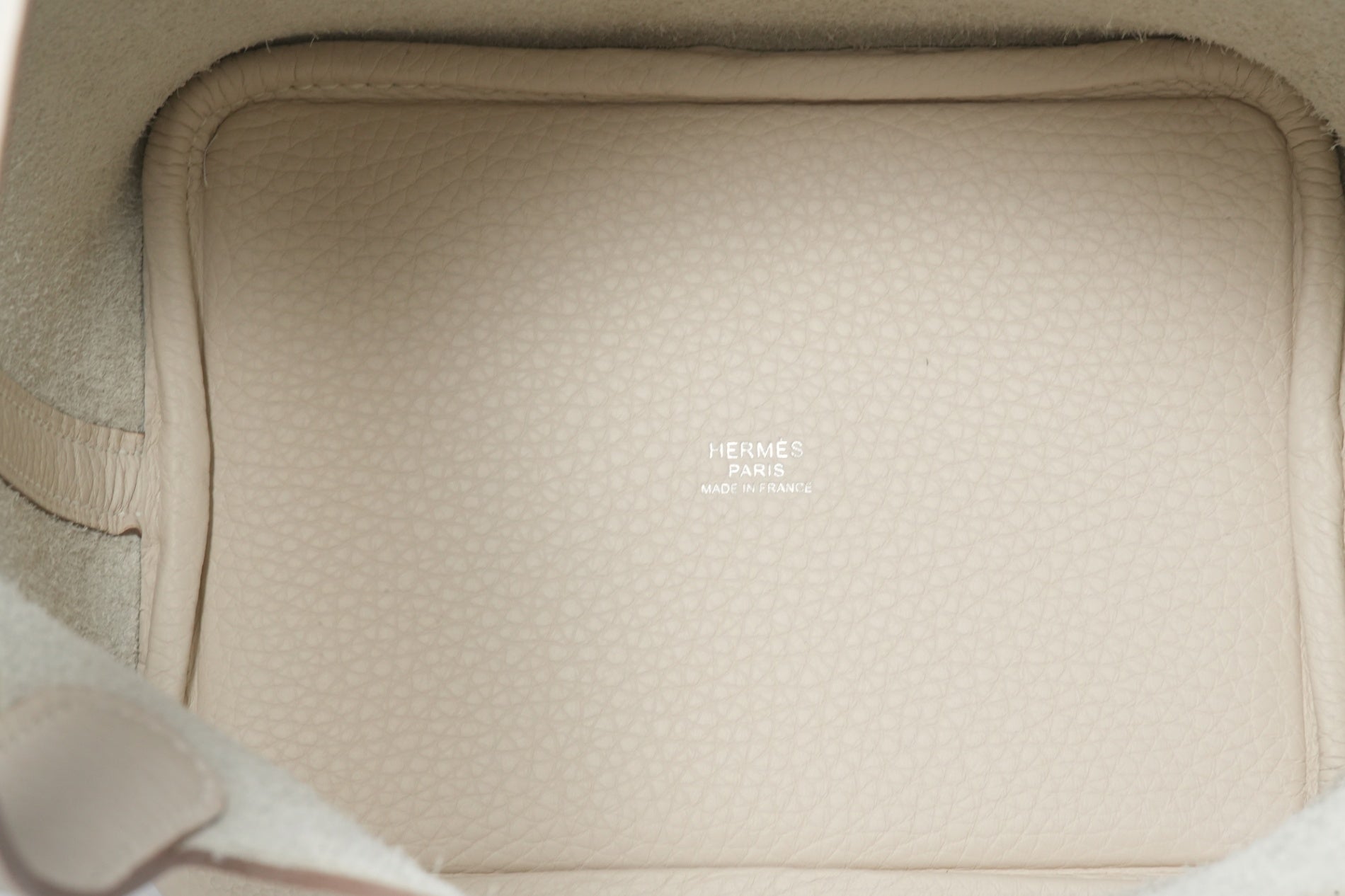 HERMES ピコタンロック18 クレ