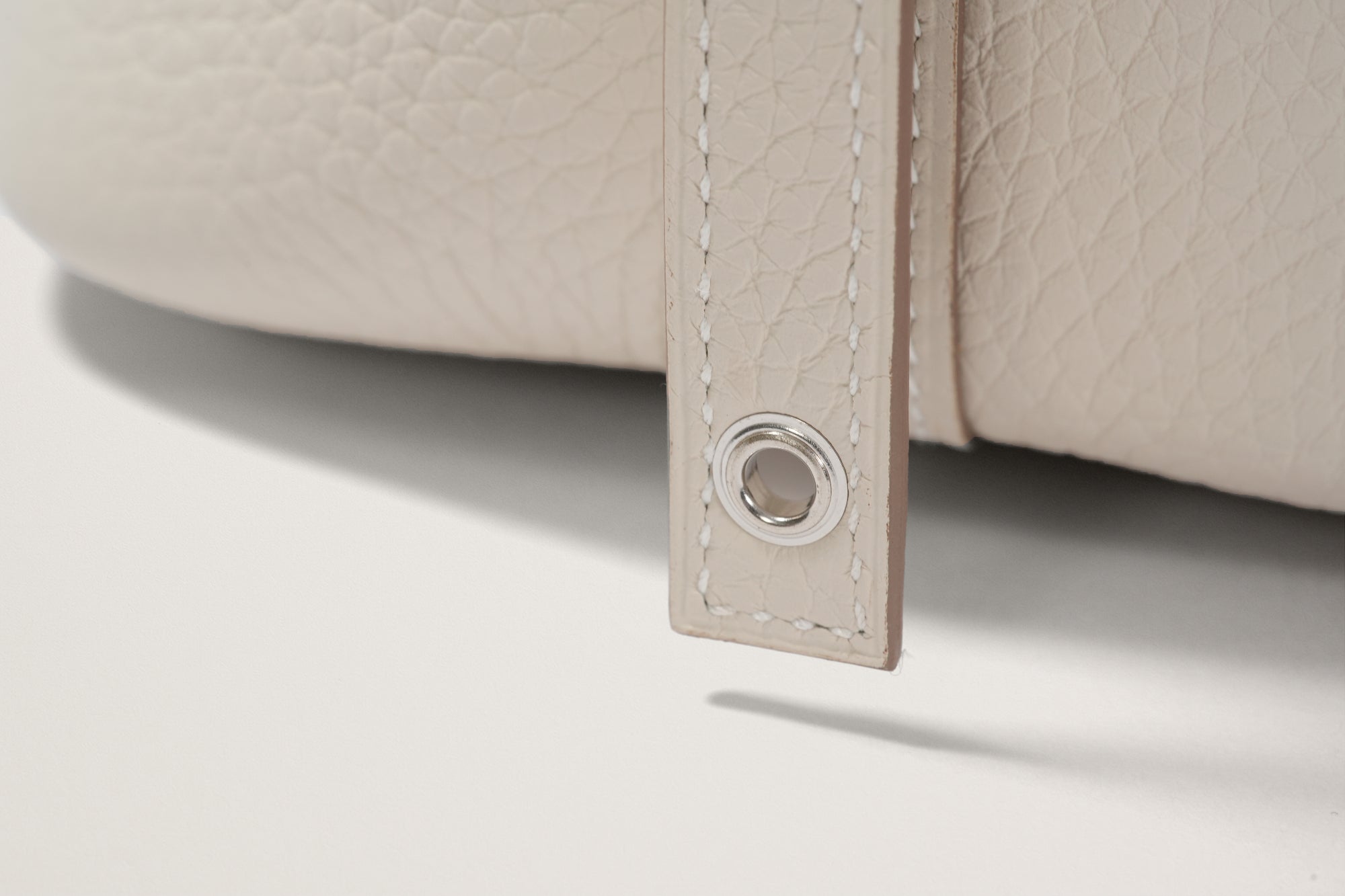 HERMES ピコタンロック18 クレ