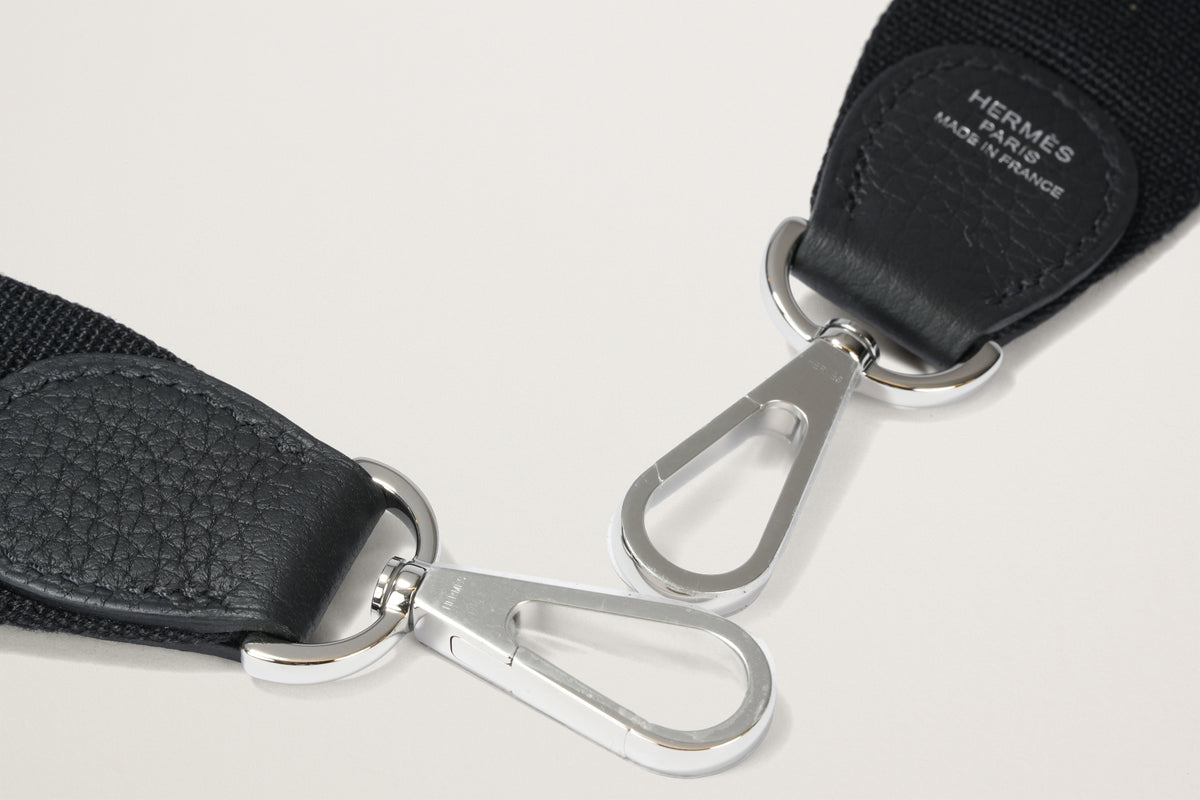 HERMES エヴリン23 黒