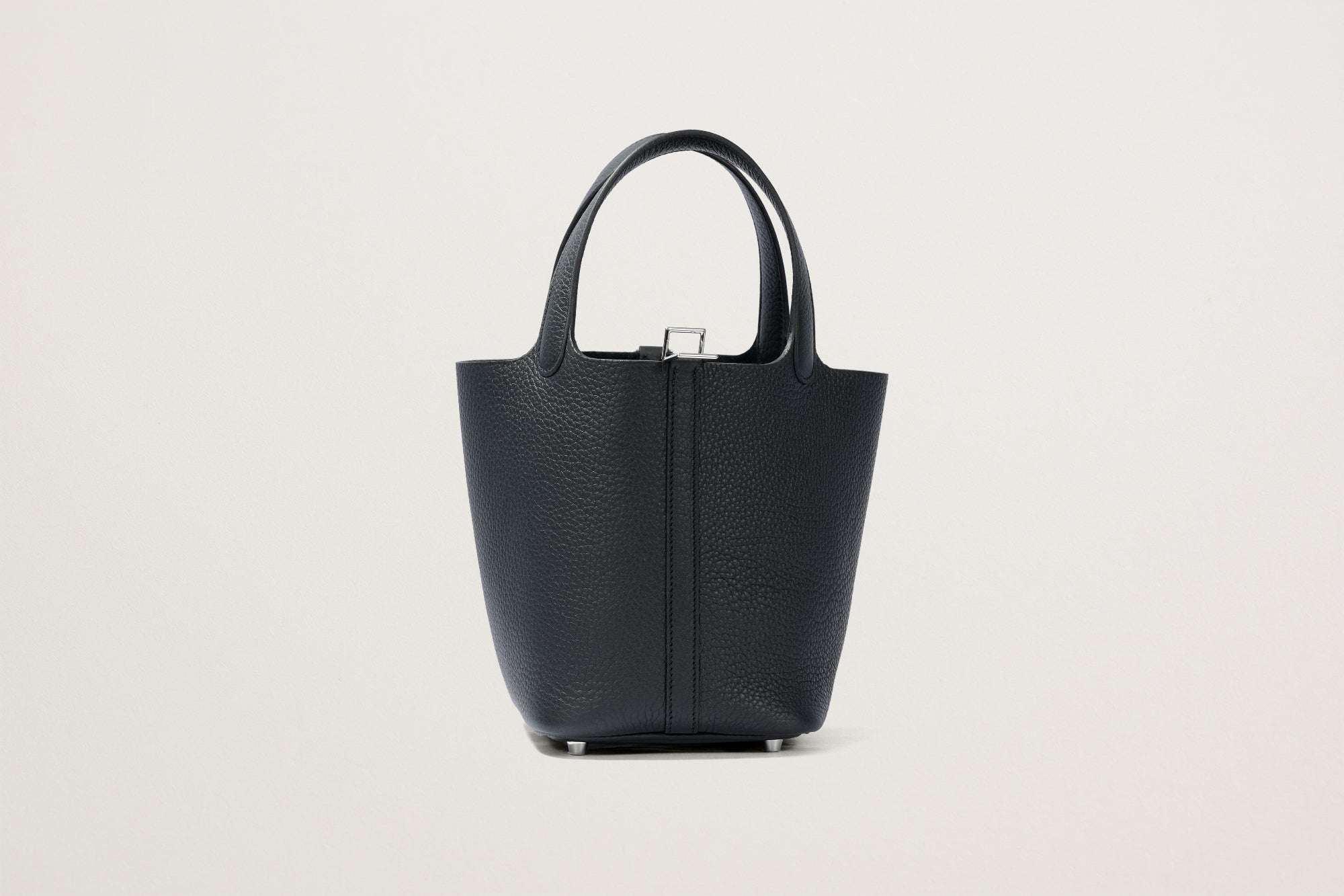 HERMES ピコタンロック18 黒 – GINZA SATAKE