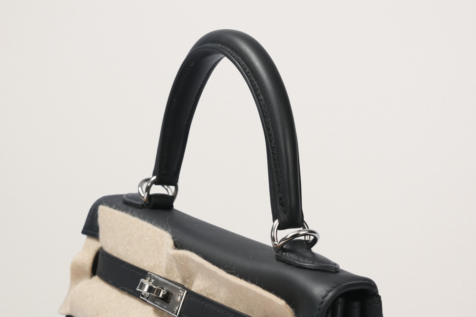 HERMES ケリー25 カラーマティック 内縫い 黒
