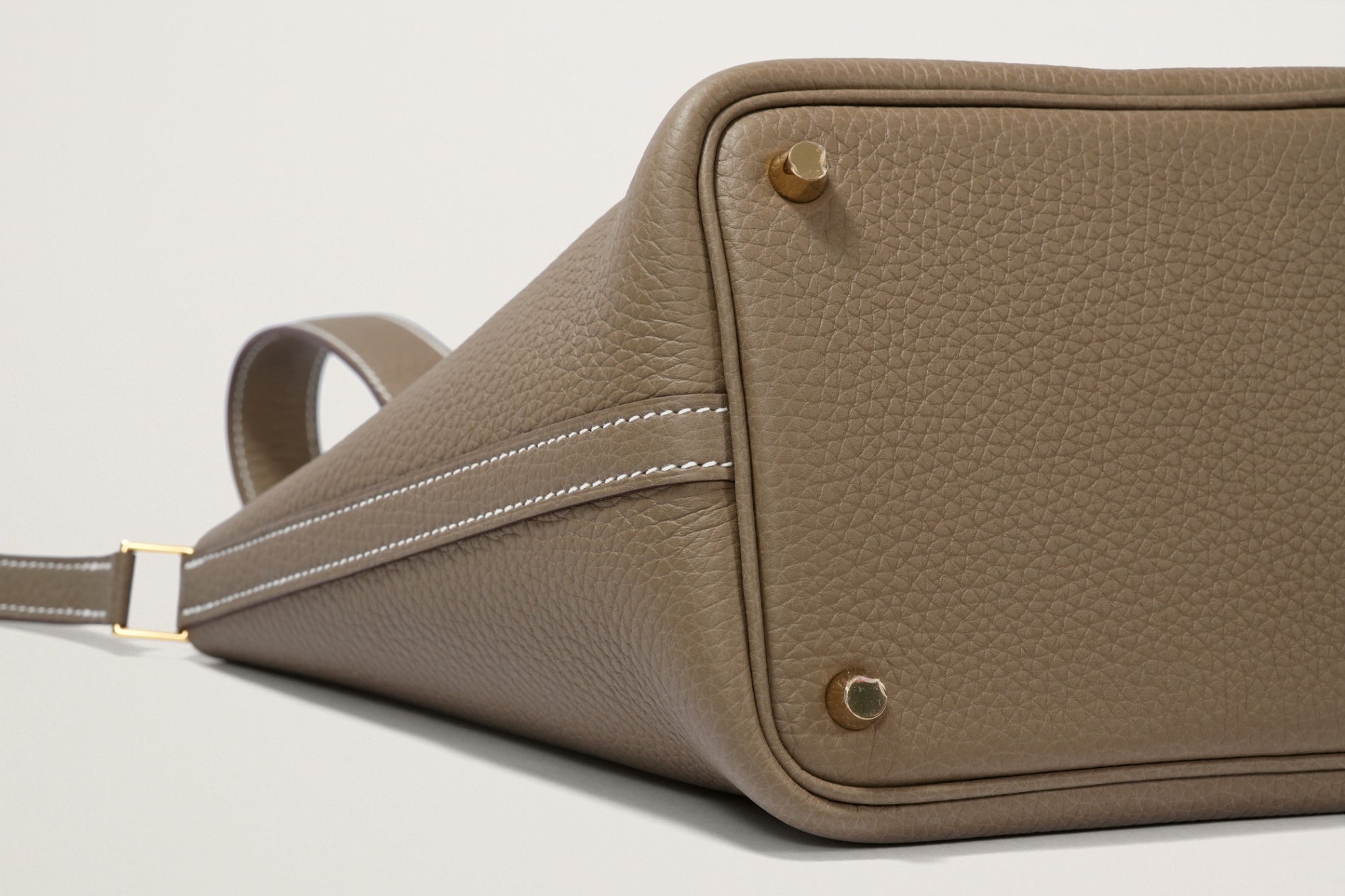 HERMES ピコタンロック18 エトゥープ