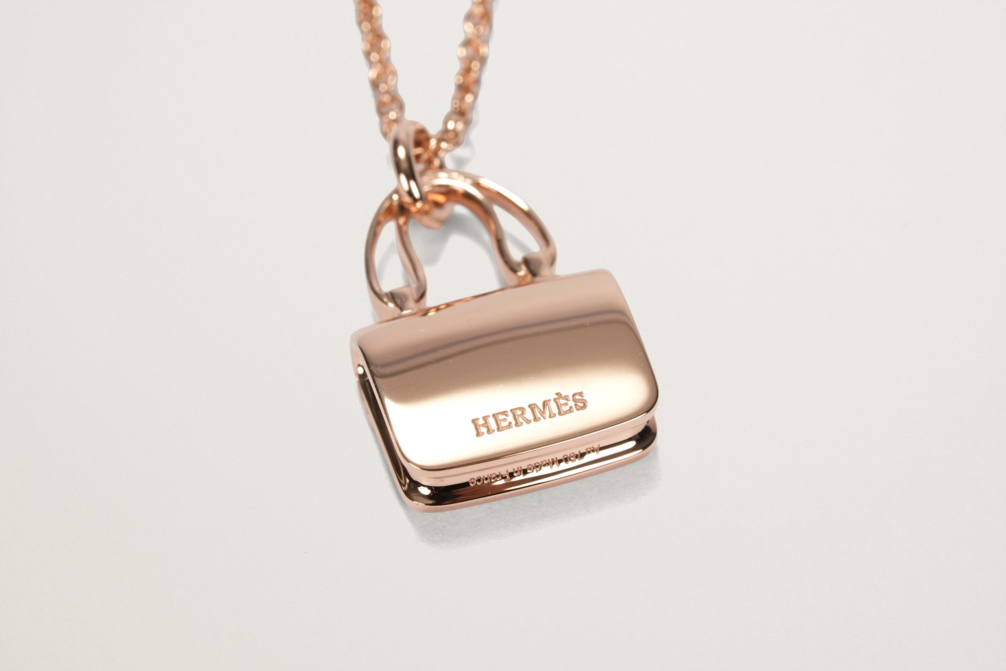 HERMES K18PG アミュレット コンスタンス ダイヤモンド ネックレス