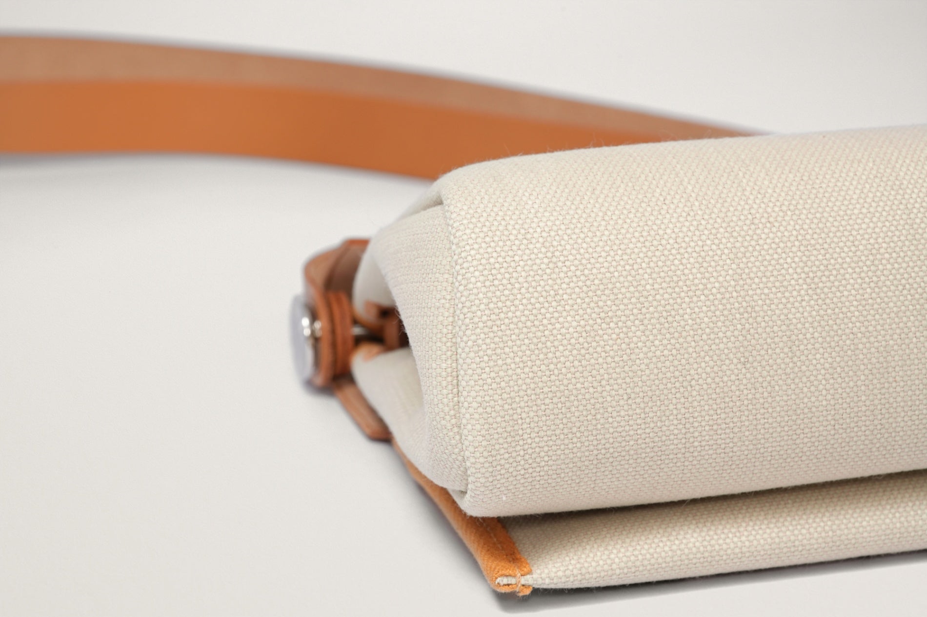 HERMES エールバッグミニ ナチュラルサブレ/べトン