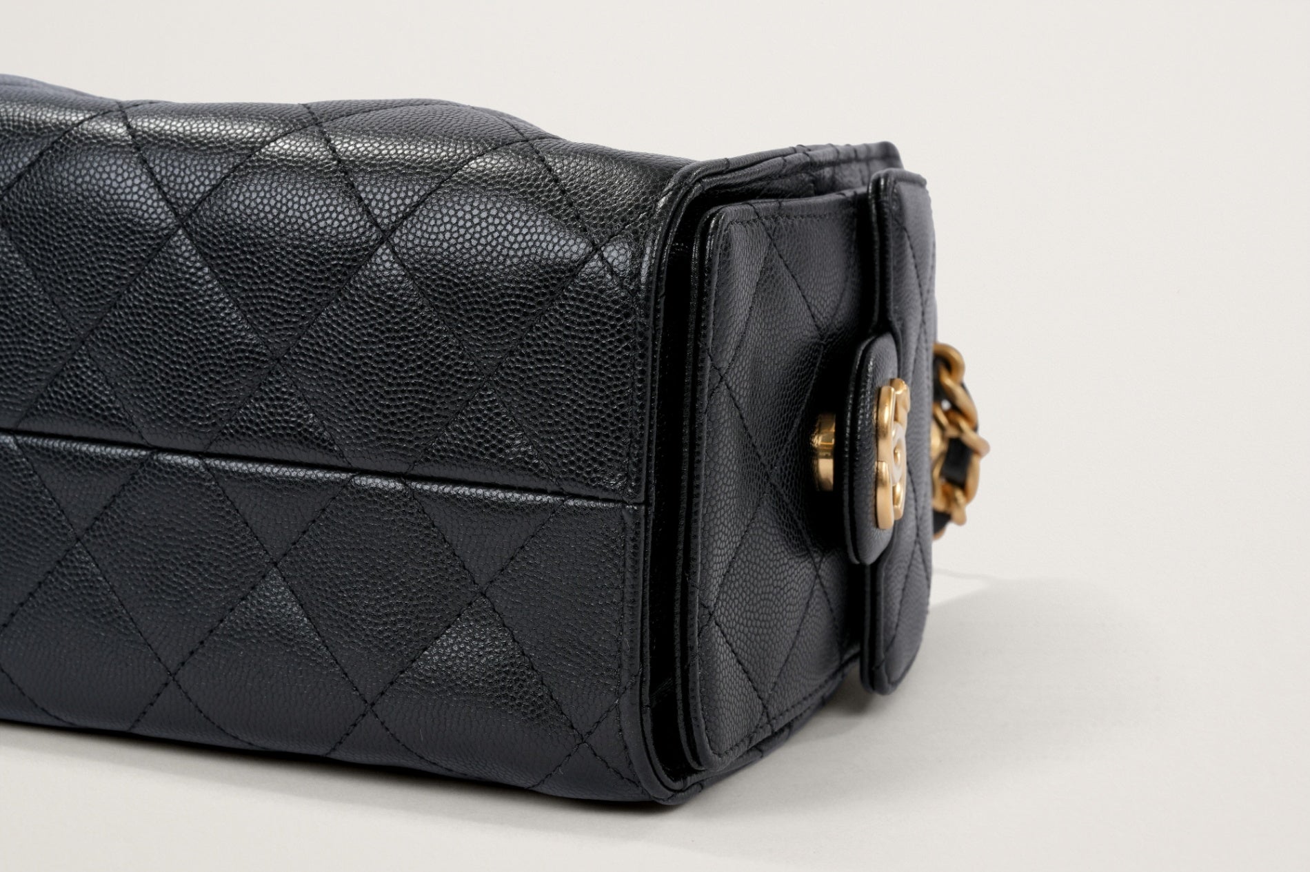 CHANEL 25 ミニハンドバッグ – GINZA SATAKE
