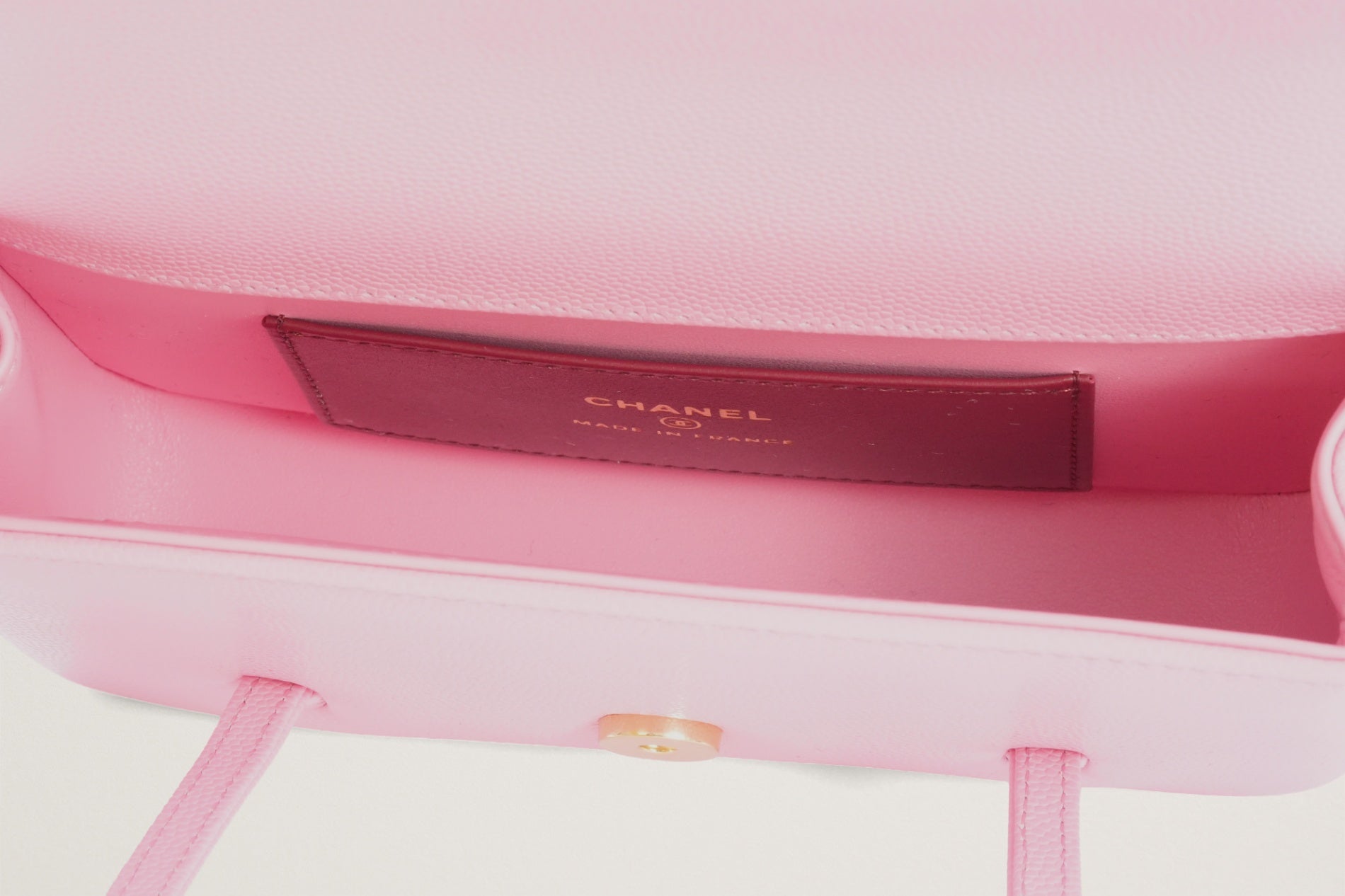 CHANEL ストラップ クラッチ バッグ – GINZA SATAKE