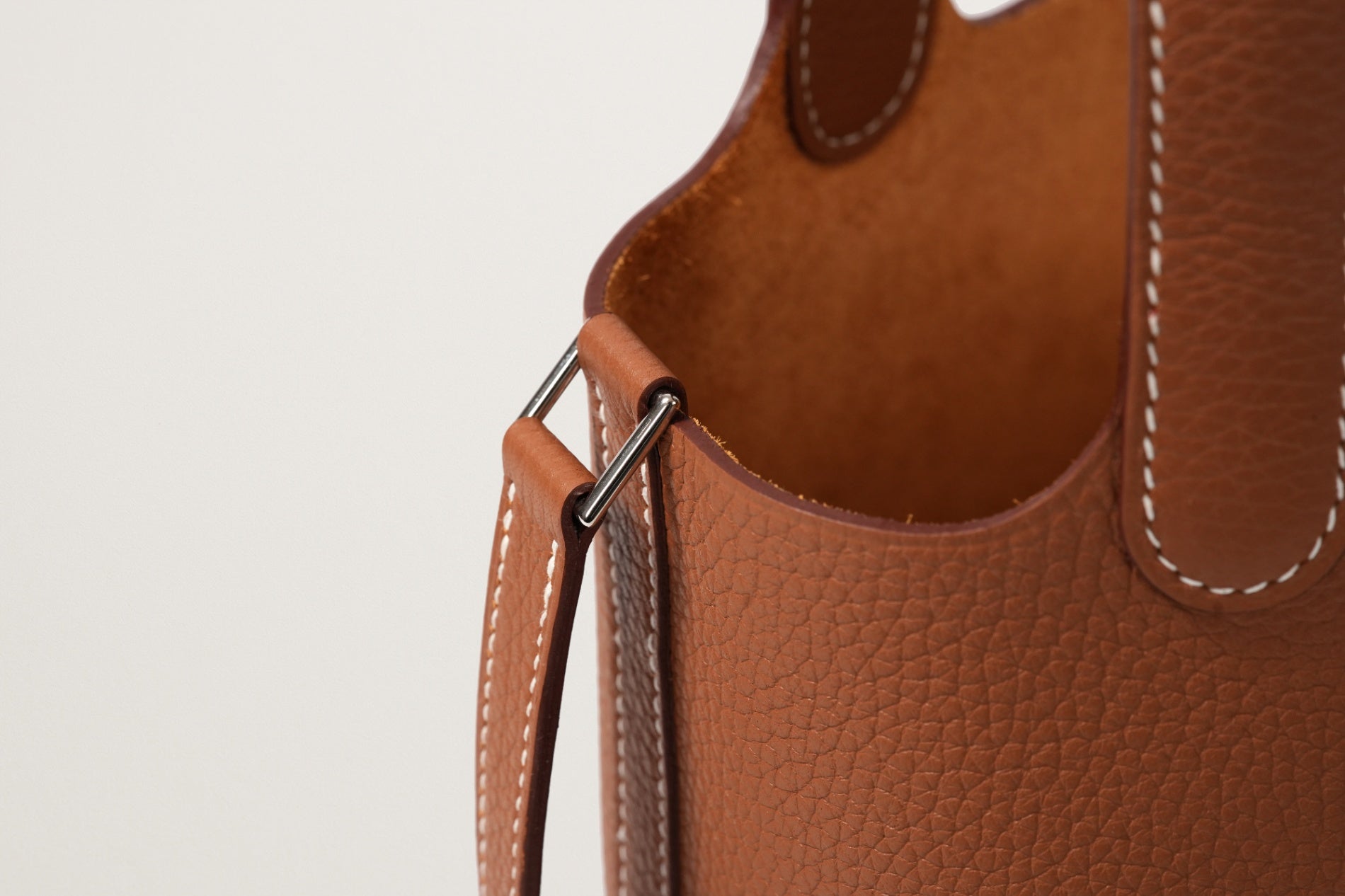 HERMES ピコタンロック18