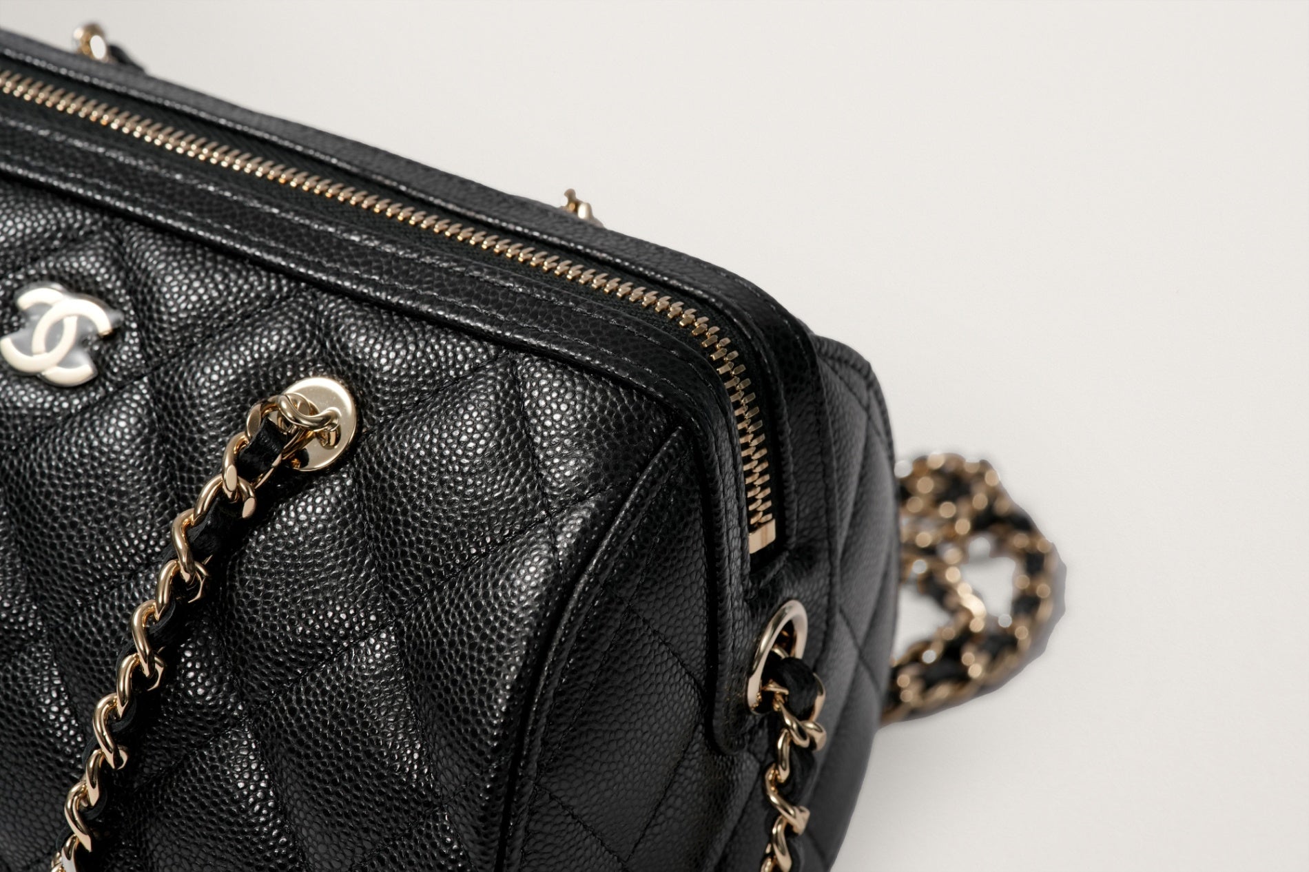 CHANEL チェーンショルダーバッグ – GINZA SATAKE