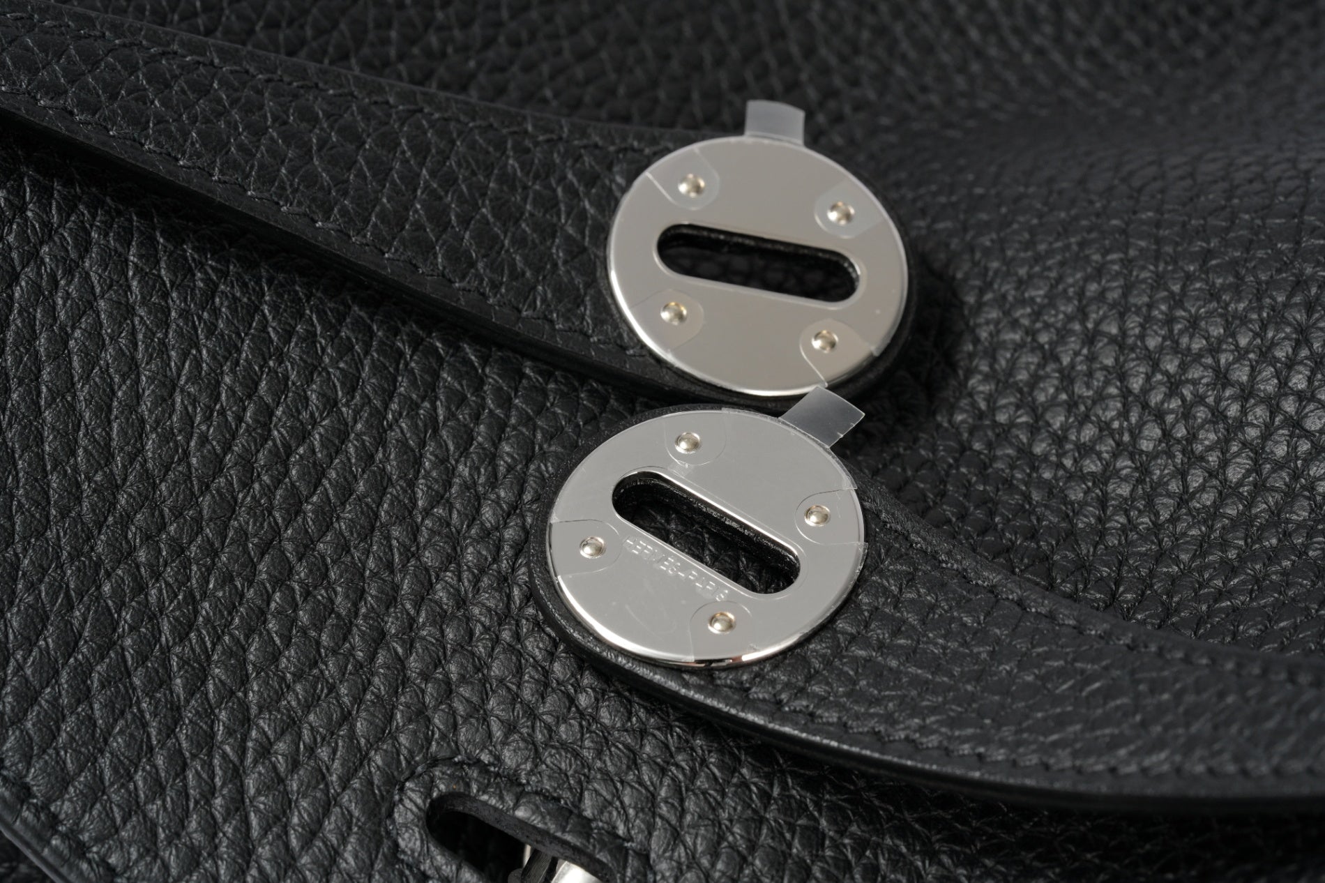 HERMES リンディ26 黒