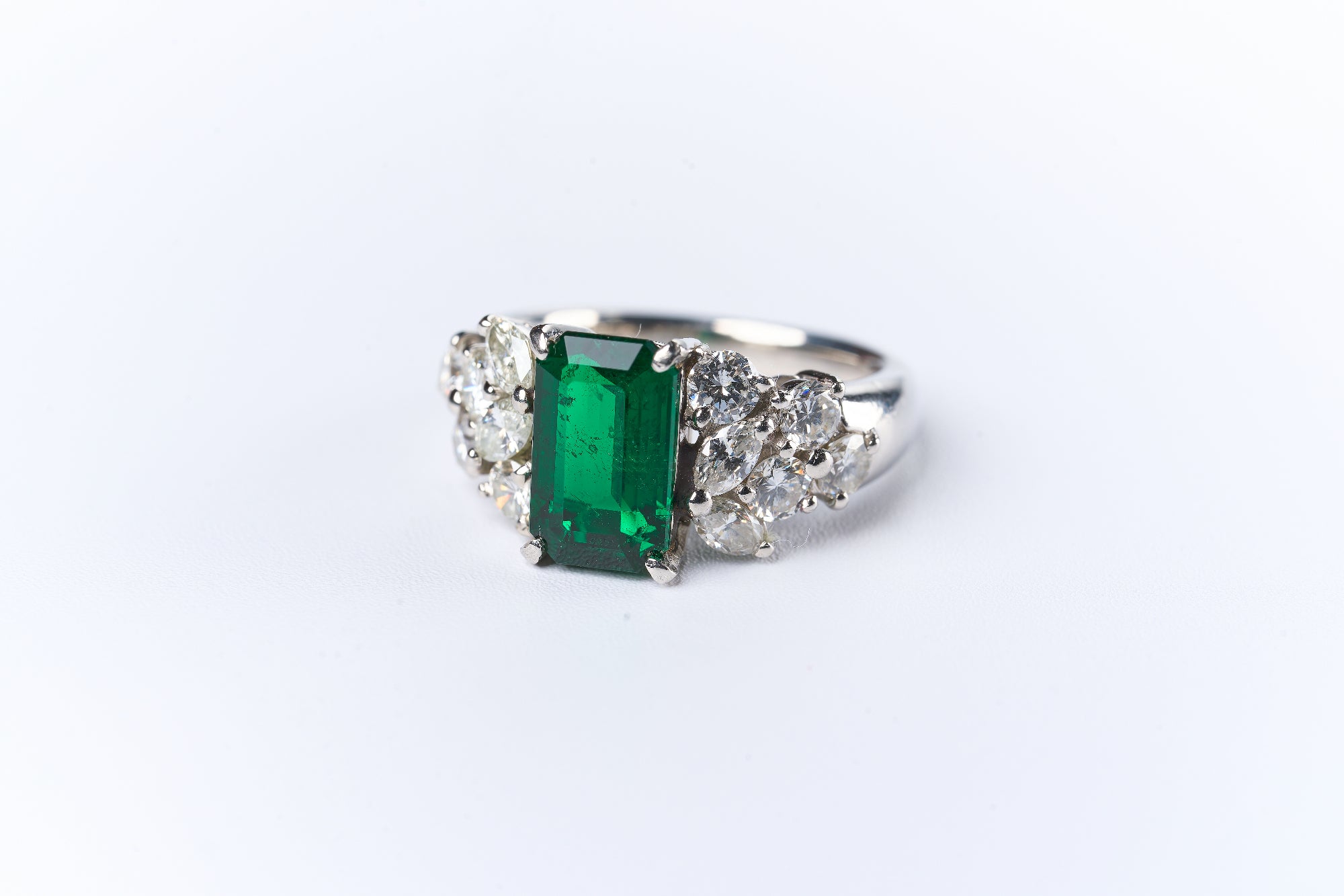 エメラルド リング（ノンオイル） – GINZA SATAKE