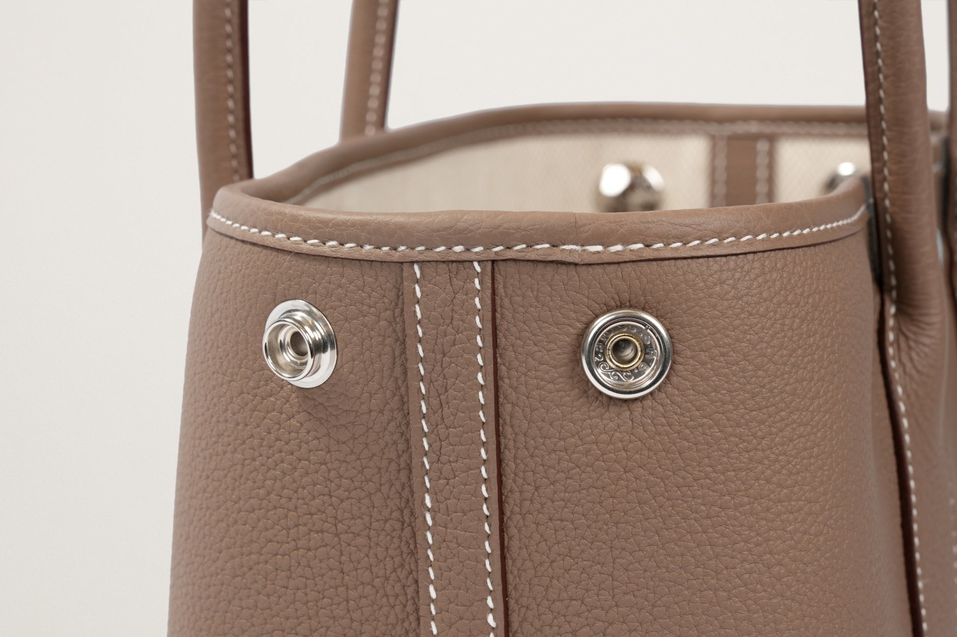 HERMES ネオ・ガーデン23 エトゥープ