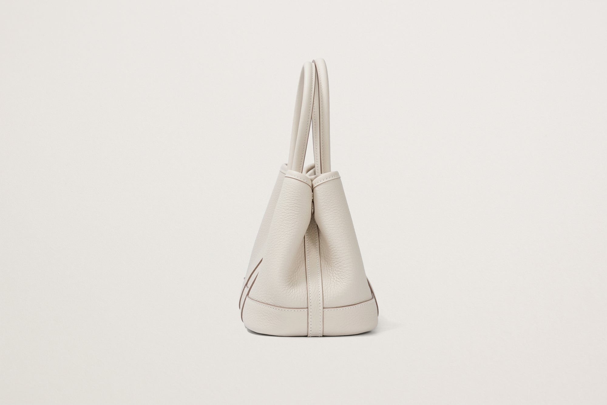 HERMES ネオ・ガーデン23 クレ