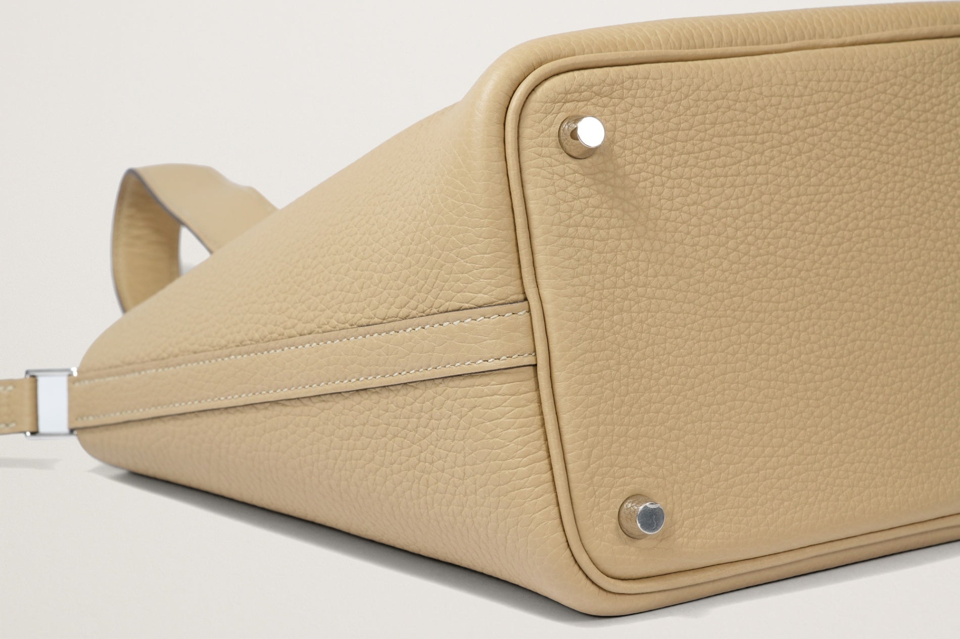 HERMES ピコタンロック18 トレンチ