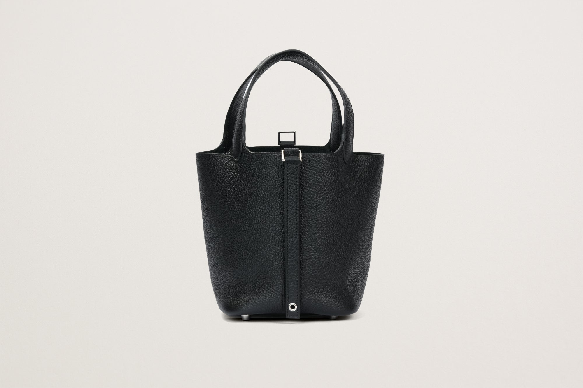 HERMES ピコタンロック18 黒 – GINZA SATAKE