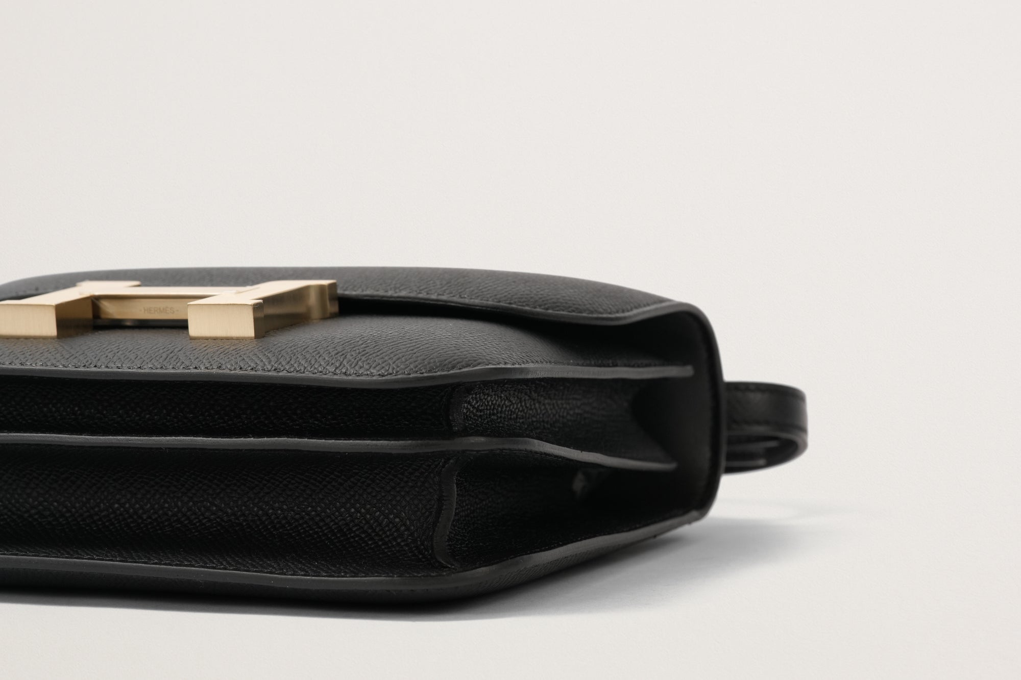 HERMES コンスタンスミニ 黒 – GINZA SATAKE
