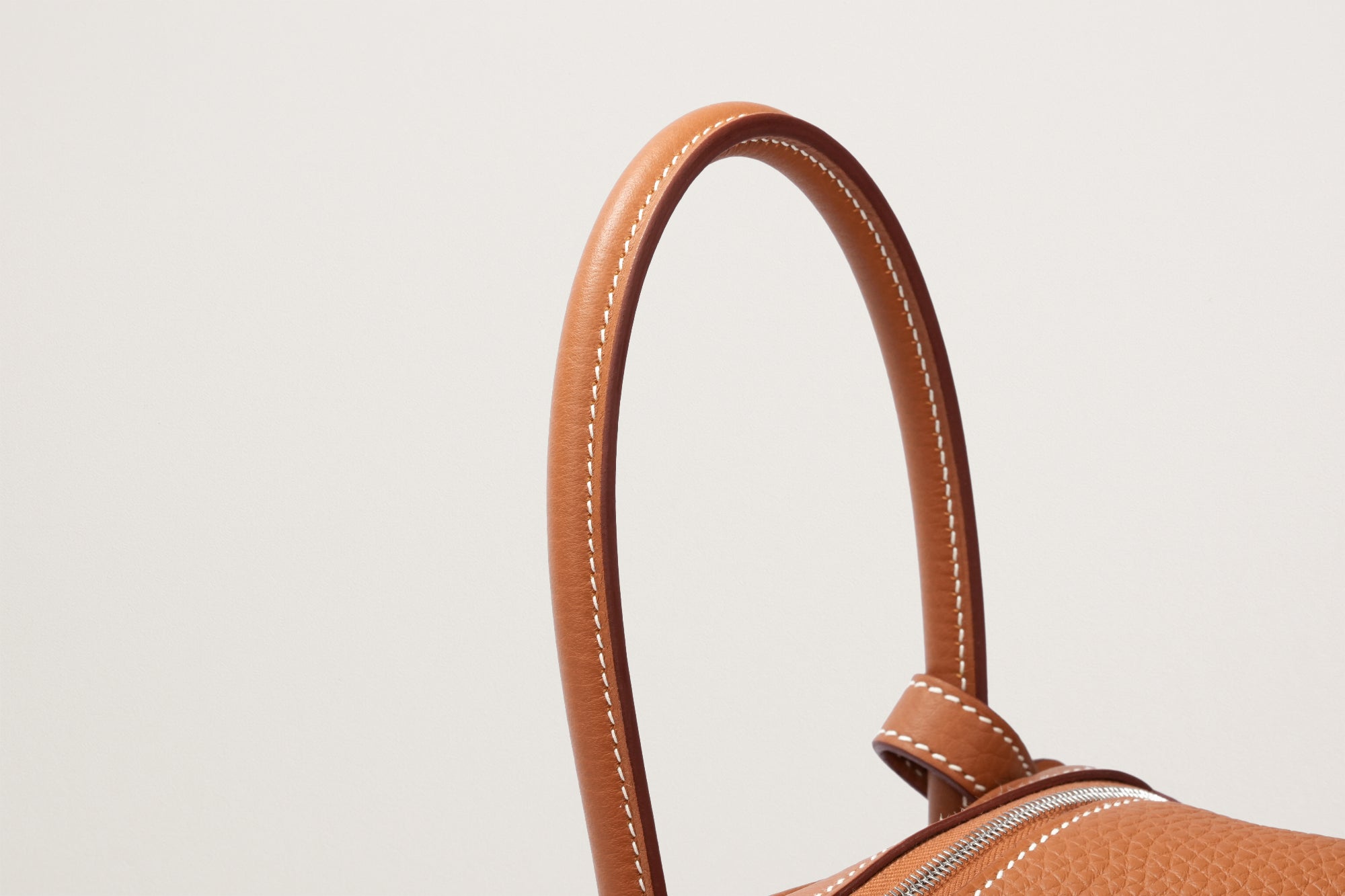 HERMES リンディ26 ゴールド