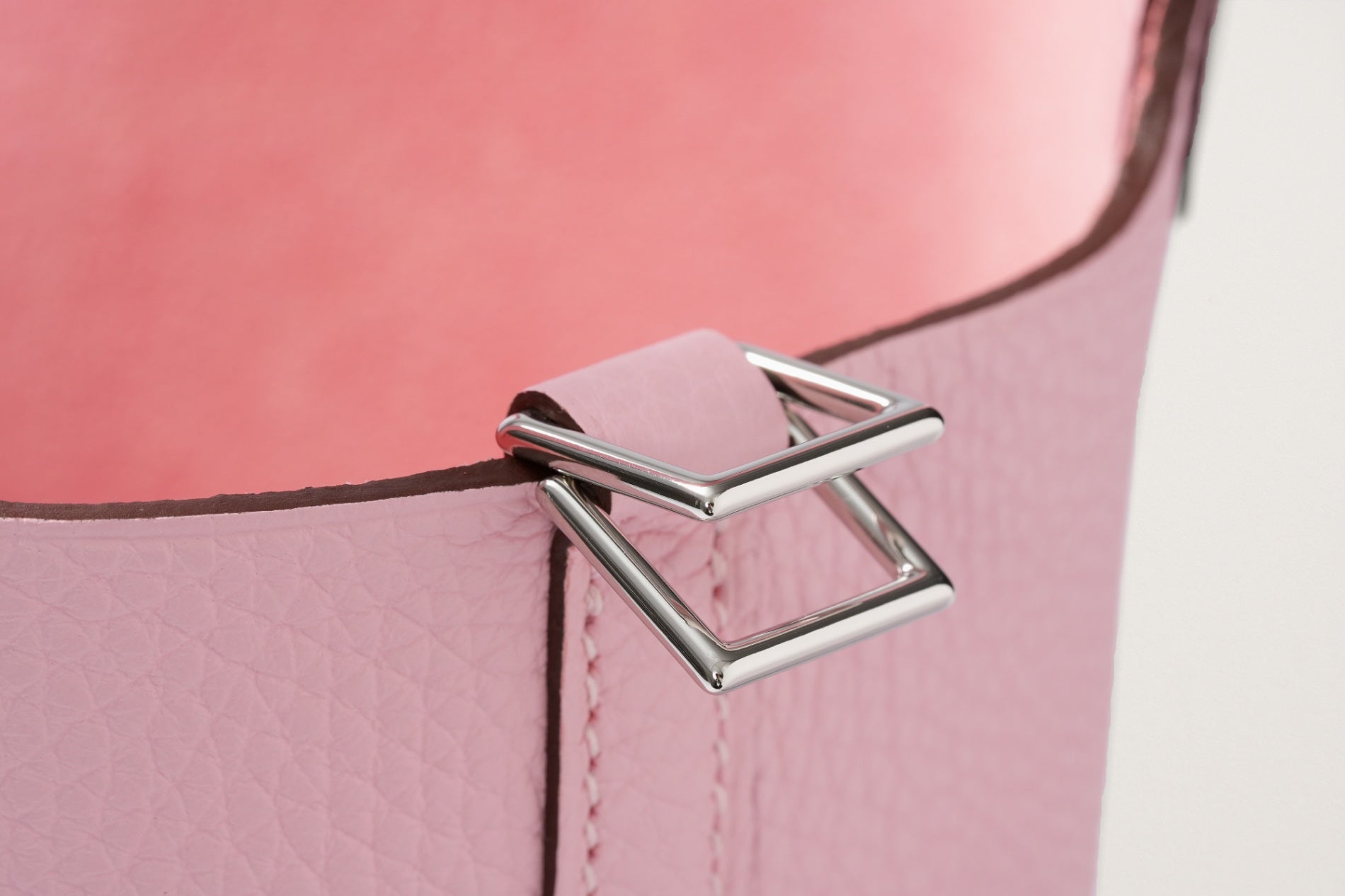 HERMES ピコタンロック18 ローズサクラ
