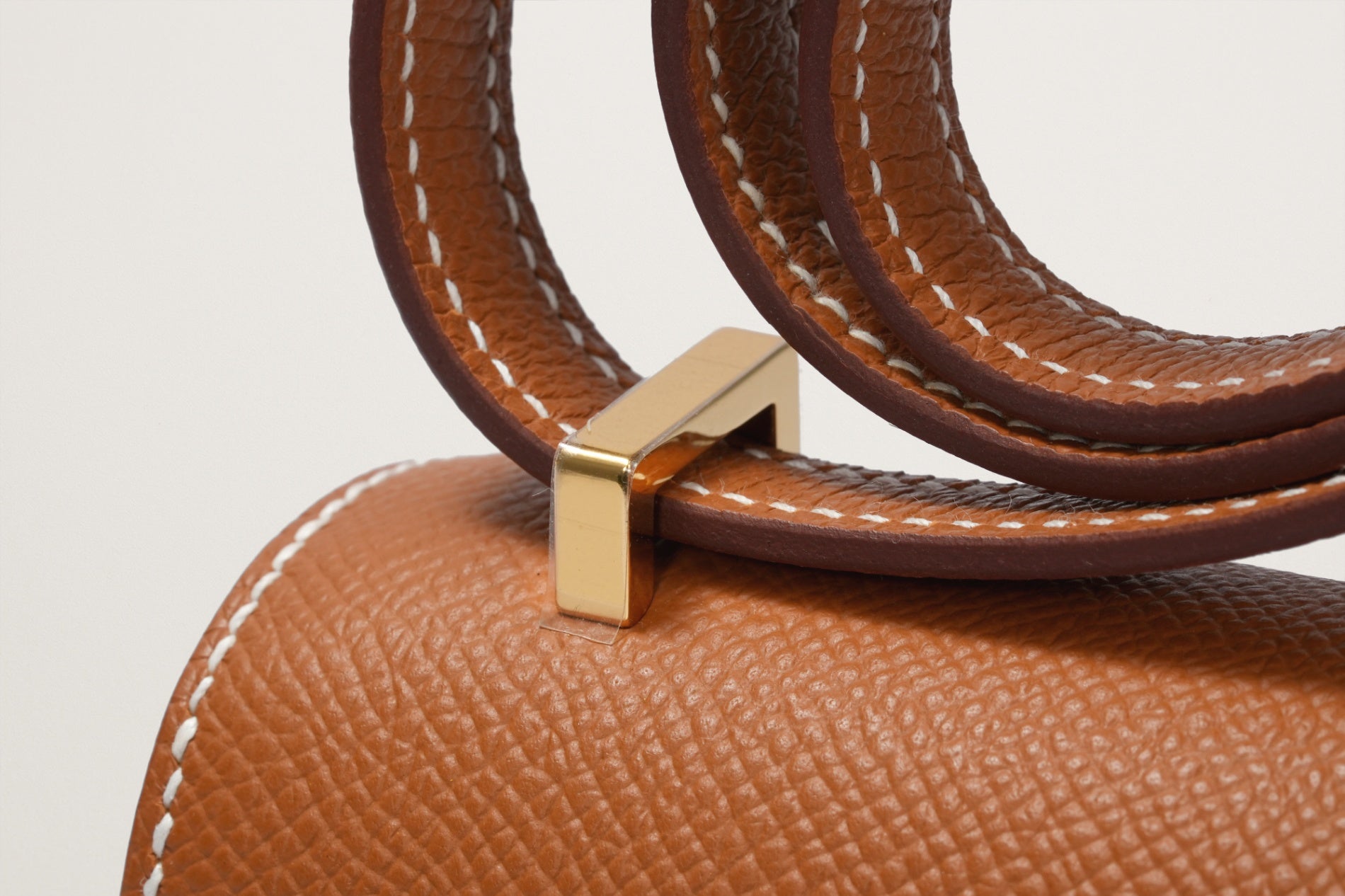 HERMES コンスタンスエラン ゴールド